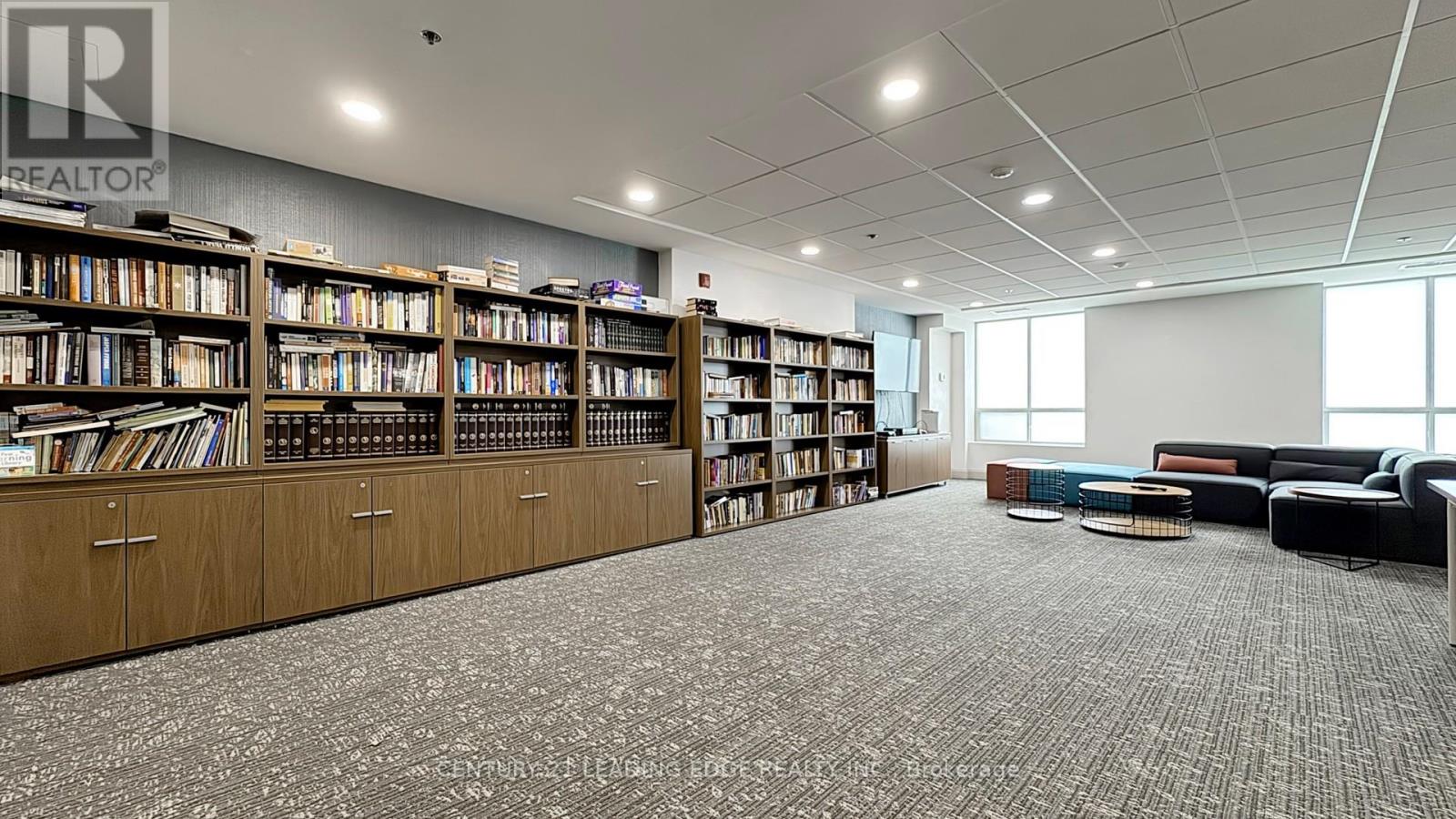 Th302 - 39 Shank Street, Toronto, Ontario  M6J 3X3 - Photo 36 - C12404804