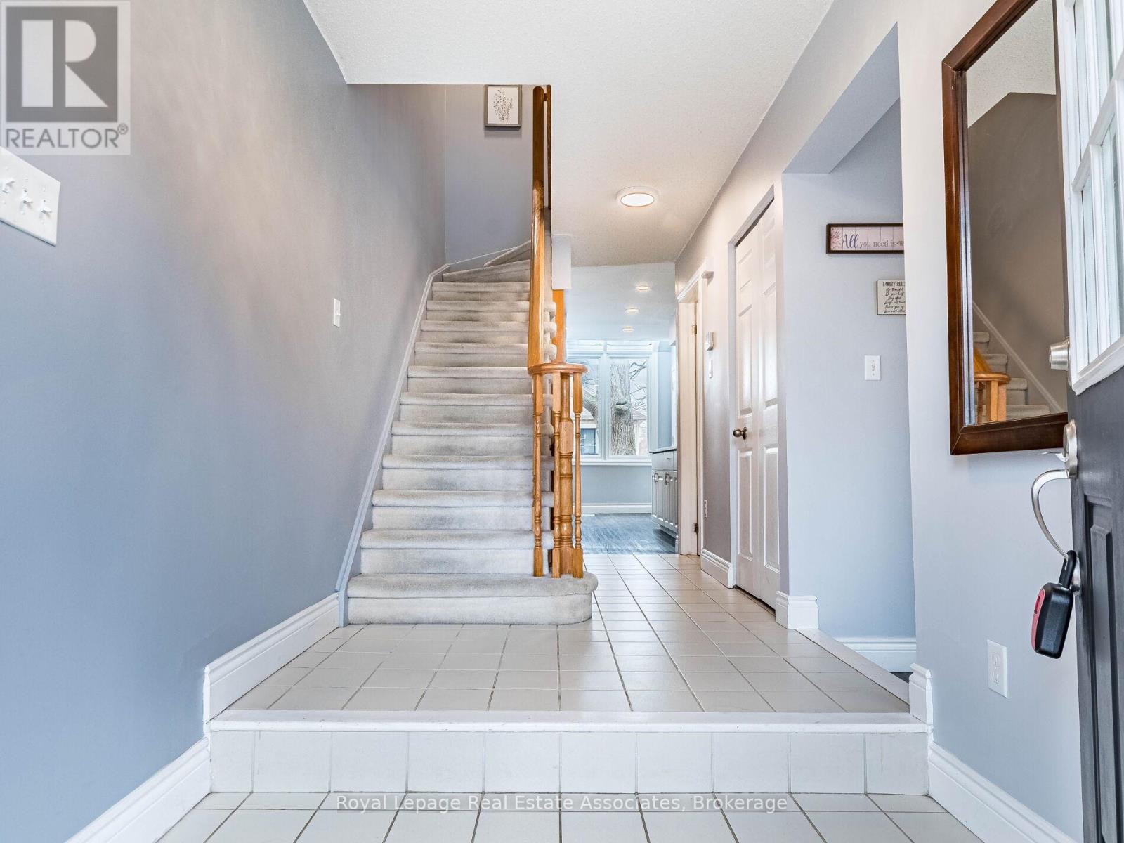 8 - 310 Christopher Drive, Cambridge, Ontario  N1P 1B4 - Photo 6 - X12397720