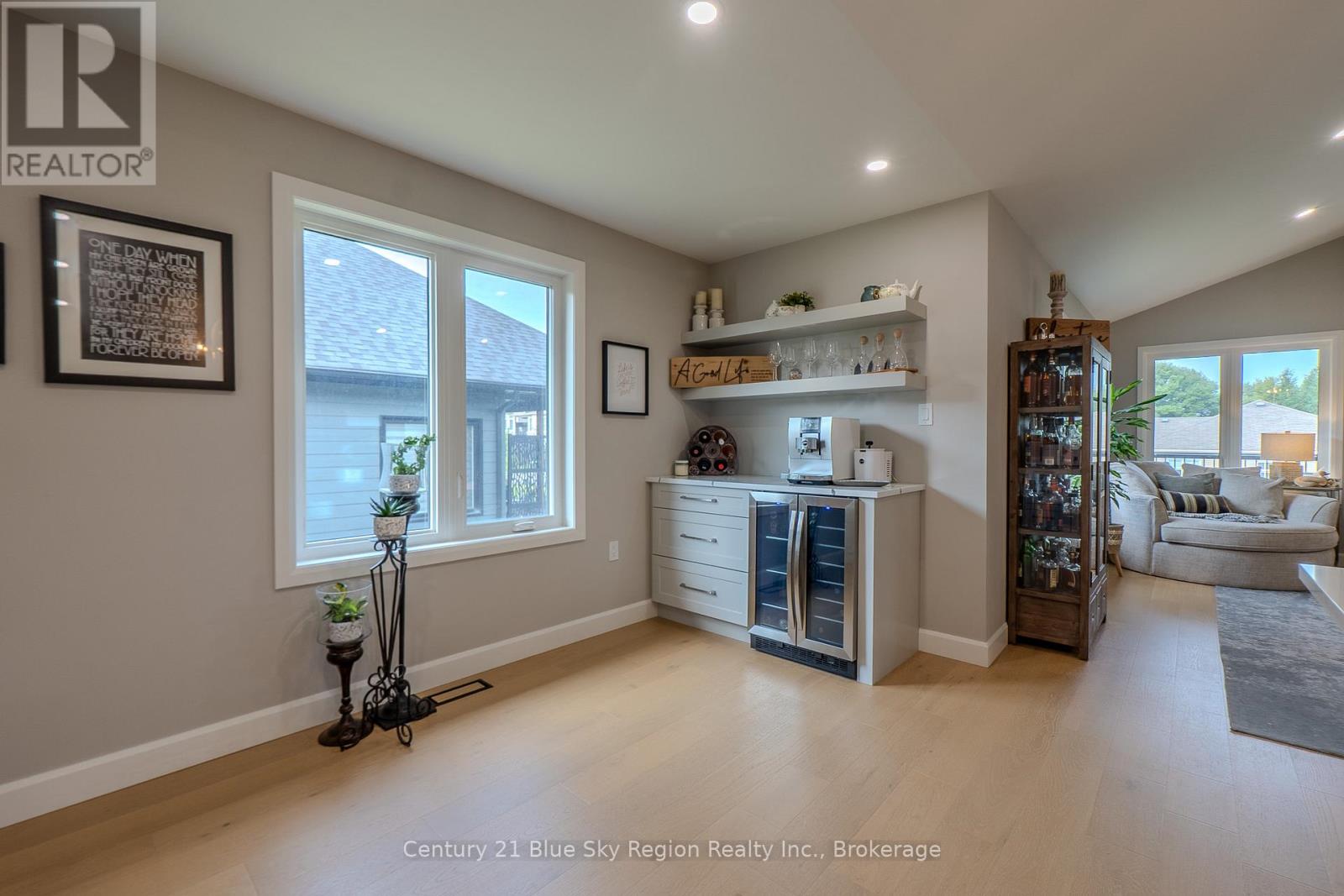 37 Silver Maple Lane, North Bay, Ontario  P1C 0B5 - Photo 14 - X12404868