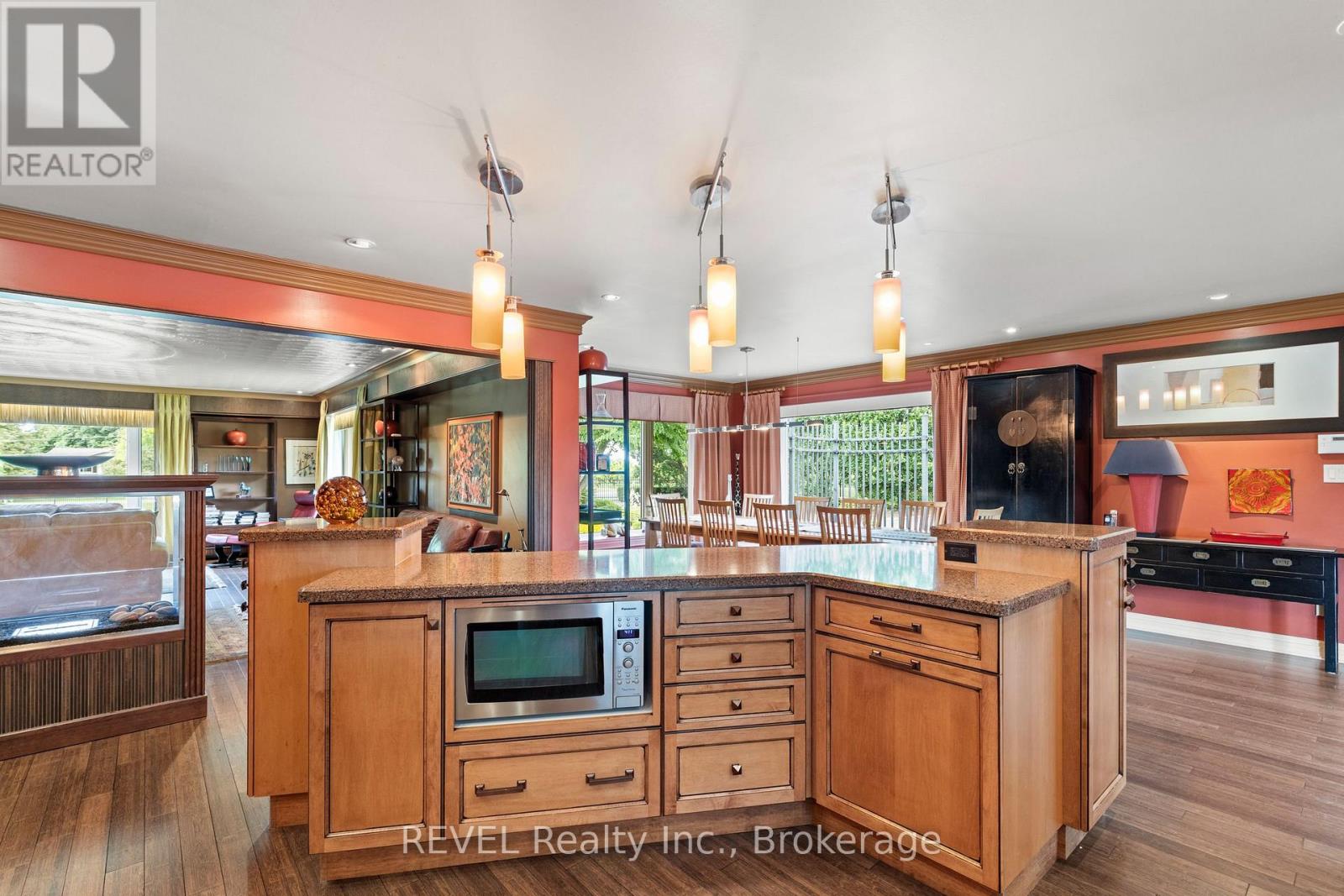 39 Hunter Road, Niagara-On-The-Lake, Ontario  L0S 1J0 - Photo 22 - X12404849