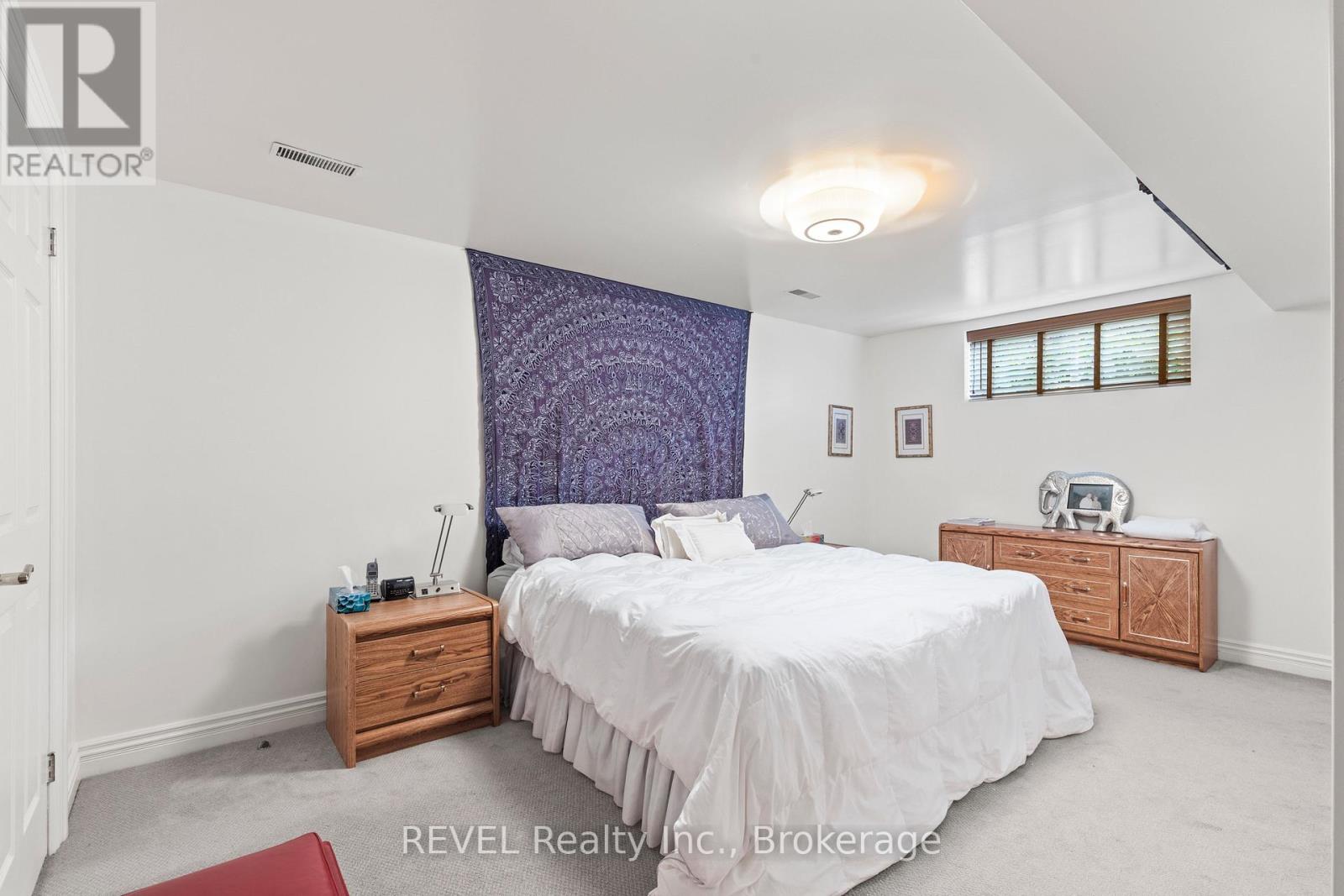 39 Hunter Road, Niagara-On-The-Lake, Ontario  L0S 1J0 - Photo 34 - X12404849