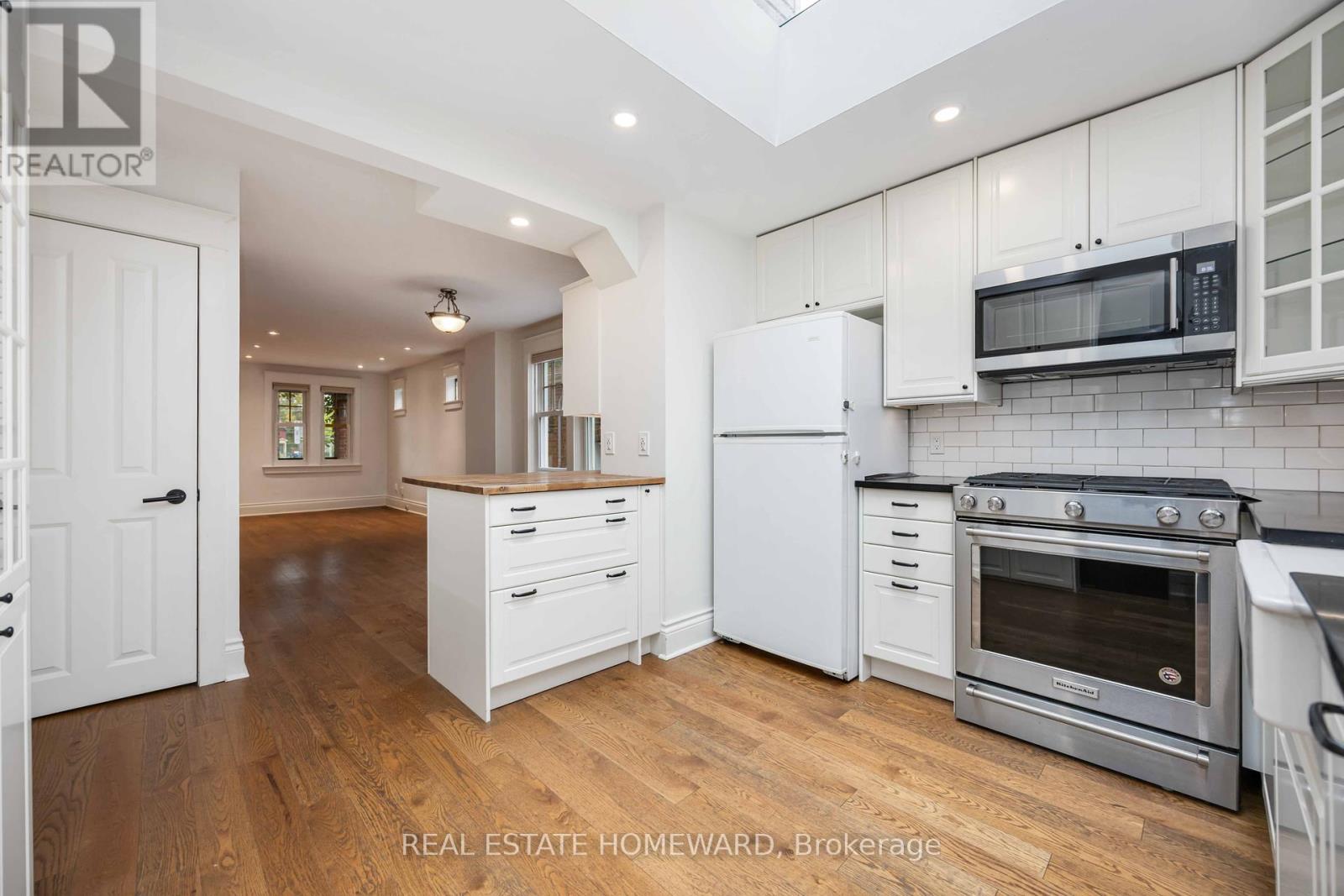 234 Gledhill Avenue, Toronto, Ontario  M4C 5L2 - Photo 14 - E12404792