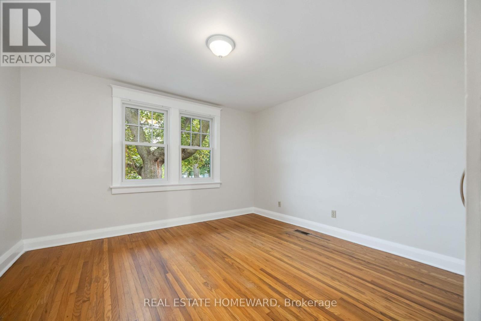 234 Gledhill Avenue, Toronto, Ontario  M4C 5L2 - Photo 18 - E12404792