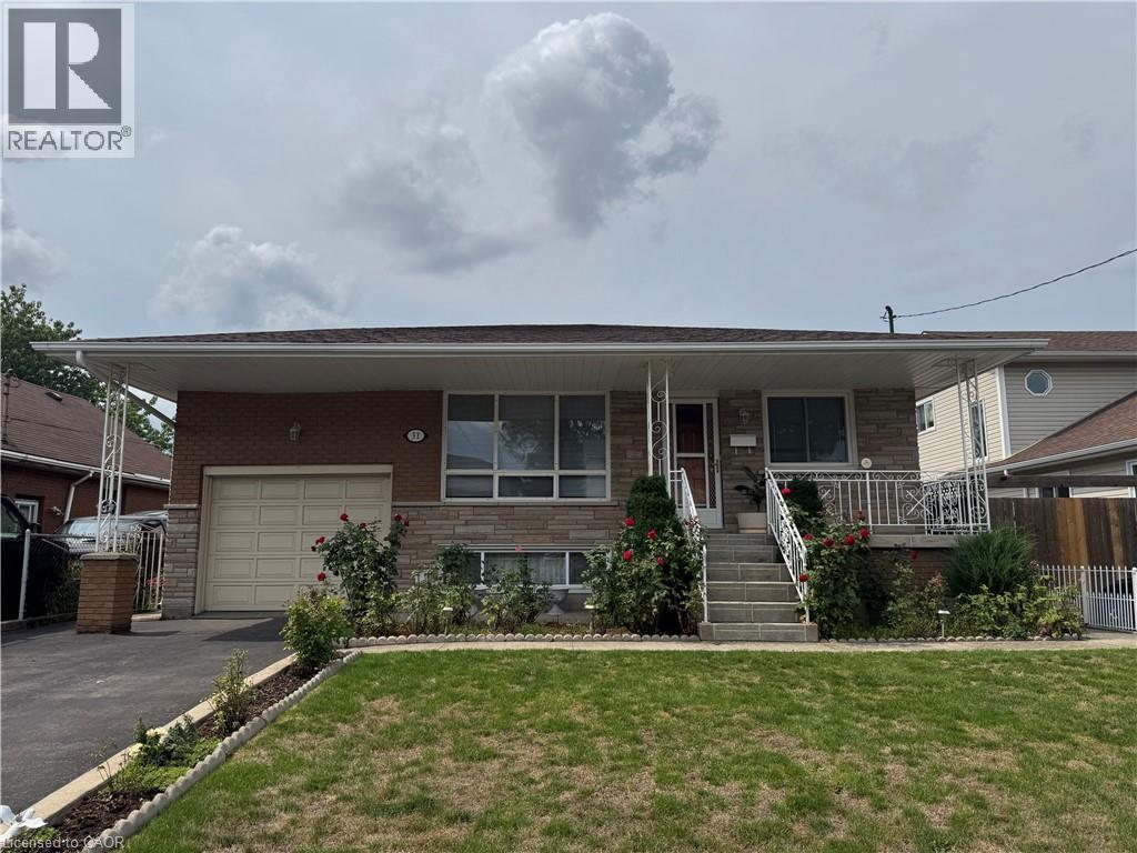 31 ADAIR Avenue, Hamilton, Ontario