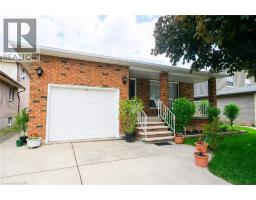 24 PHEASANT Place, Hamilton, Ontario