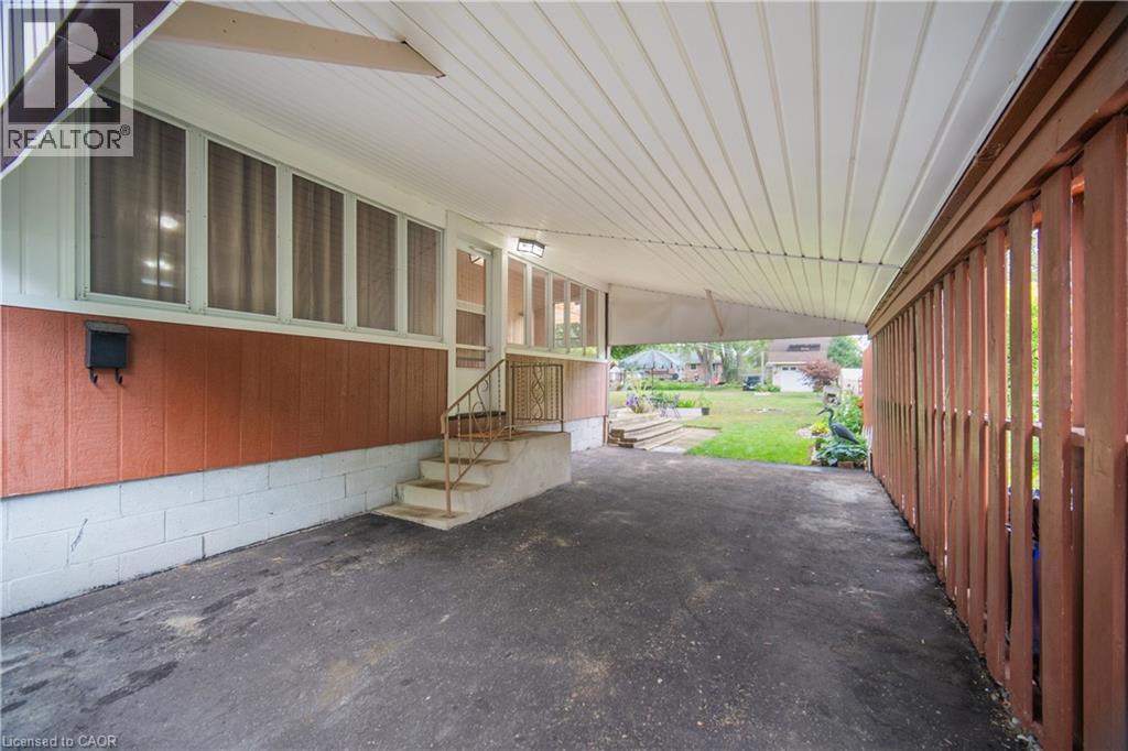 69 Bee Street, Woodstock, Ontario  N4S 3Z2 - Photo 4 - 40762176