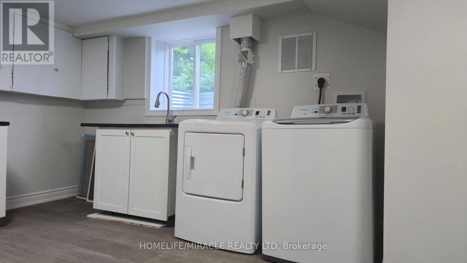 Bsmt - 1281 King Street E, Oshawa, Ontario  L1H 1J2 - Photo 11 - E12404563