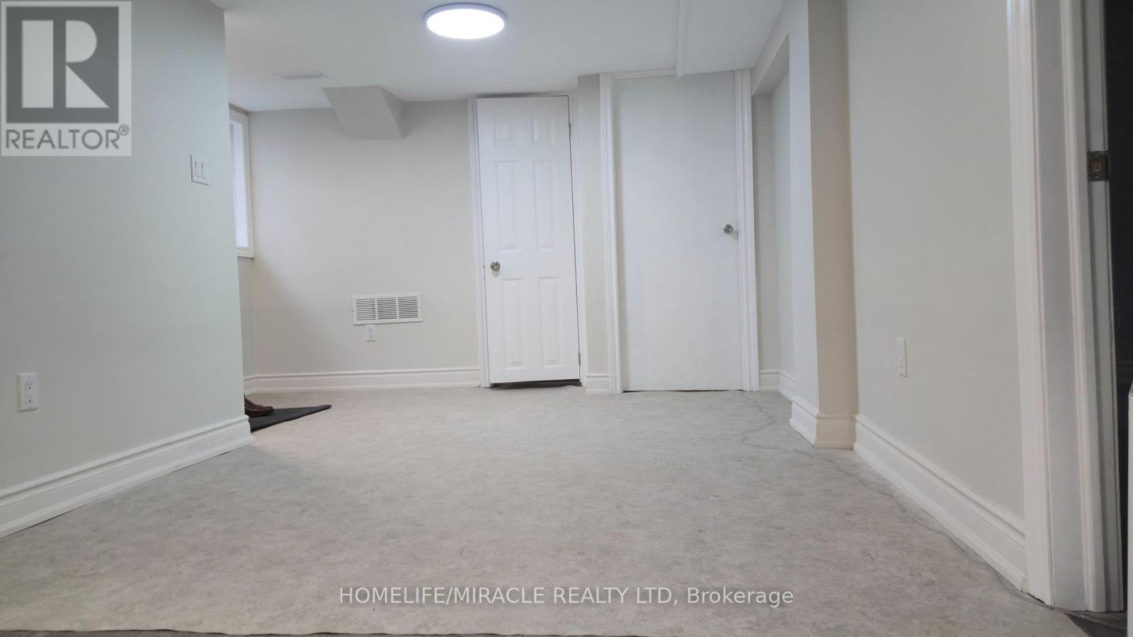 Bsmt - 1281 King Street E, Oshawa, Ontario  L1H 1J2 - Photo 12 - E12404563
