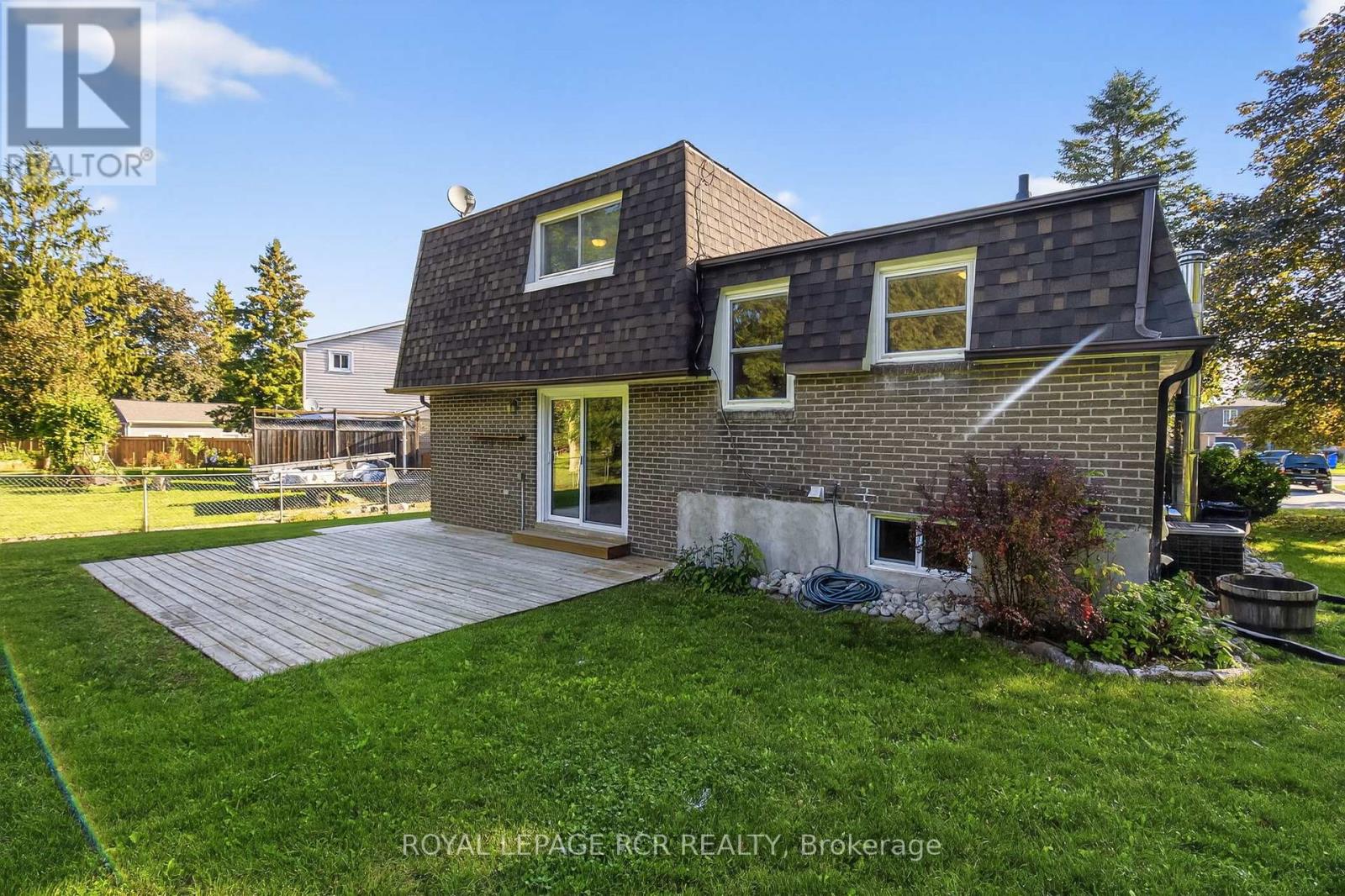 64 Bradley Court, New Tecumseth (Tottenham), Ontario  L0G 1W0 - Photo 34 - N12403109