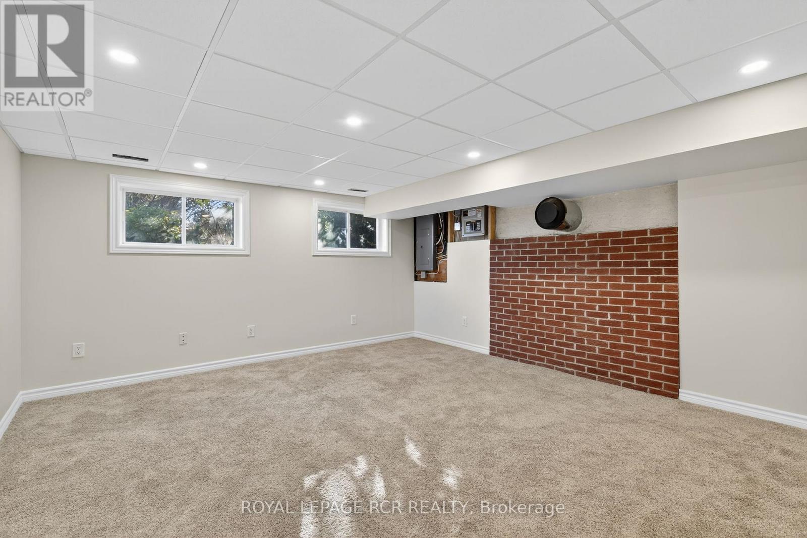 64 Bradley Court, New Tecumseth (Tottenham), Ontario  L0G 1W0 - Photo 28 - N12403109