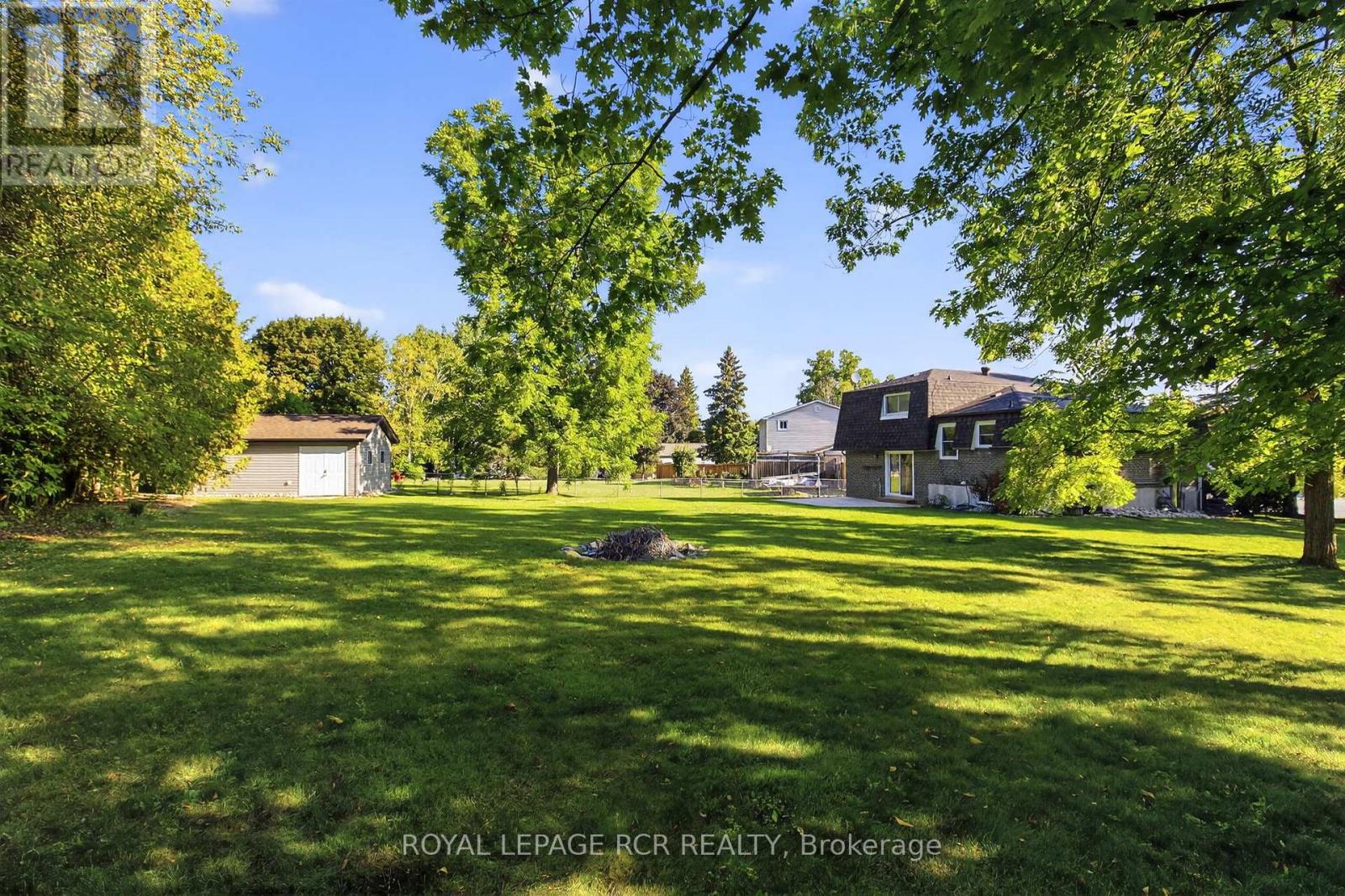 64 Bradley Court, New Tecumseth (Tottenham), Ontario  L0G 1W0 - Photo 36 - N12403109