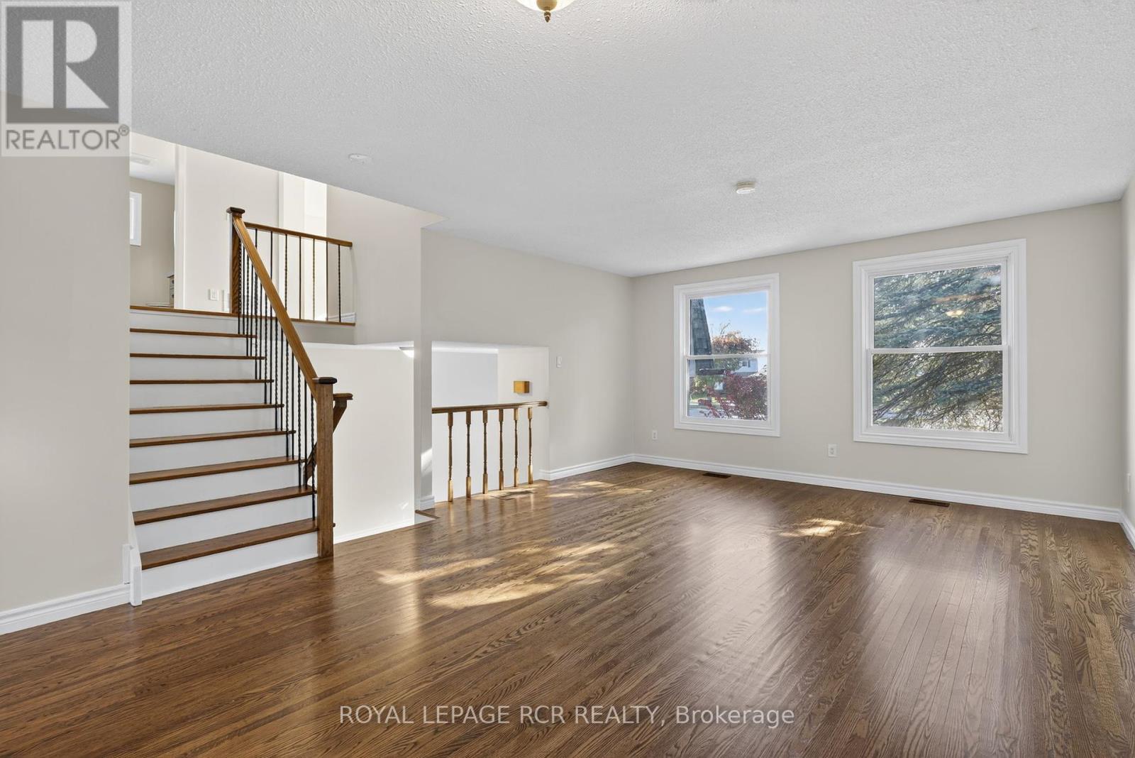 64 Bradley Court, New Tecumseth (Tottenham), Ontario  L0G 1W0 - Photo 8 - N12403109
