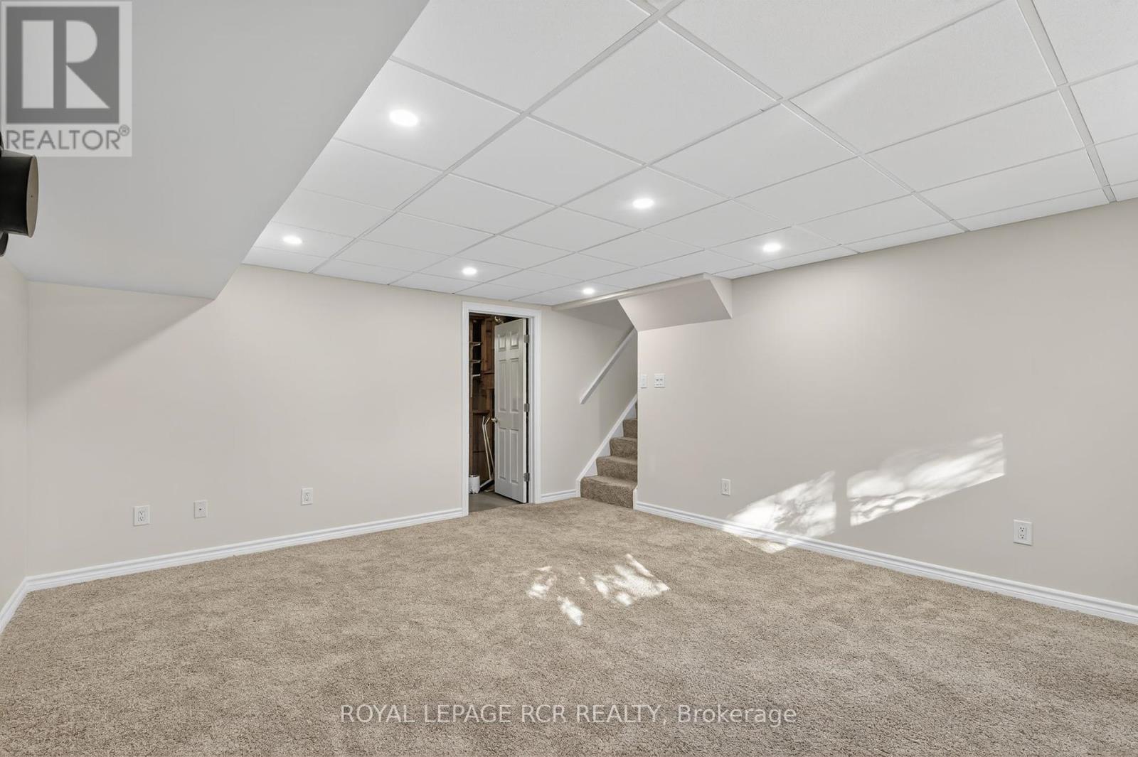 64 Bradley Court, New Tecumseth (Tottenham), Ontario  L0G 1W0 - Photo 29 - N12403109