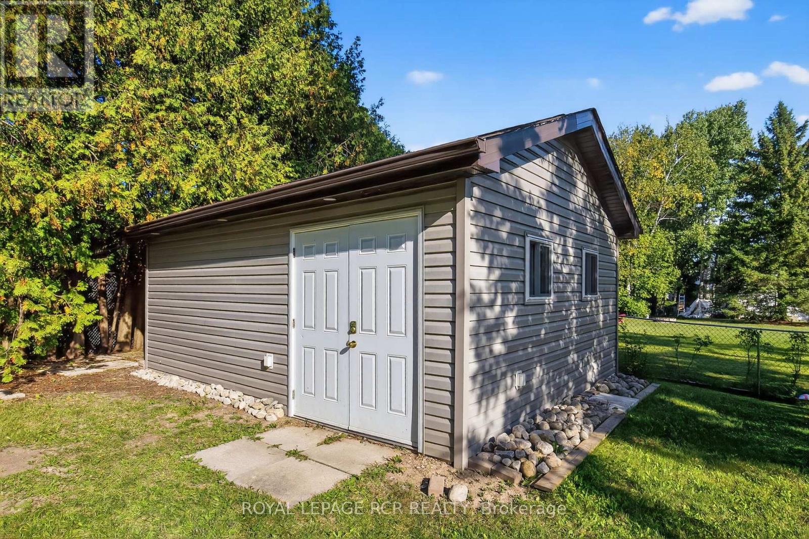 64 Bradley Court, New Tecumseth (Tottenham), Ontario  L0G 1W0 - Photo 37 - N12403109