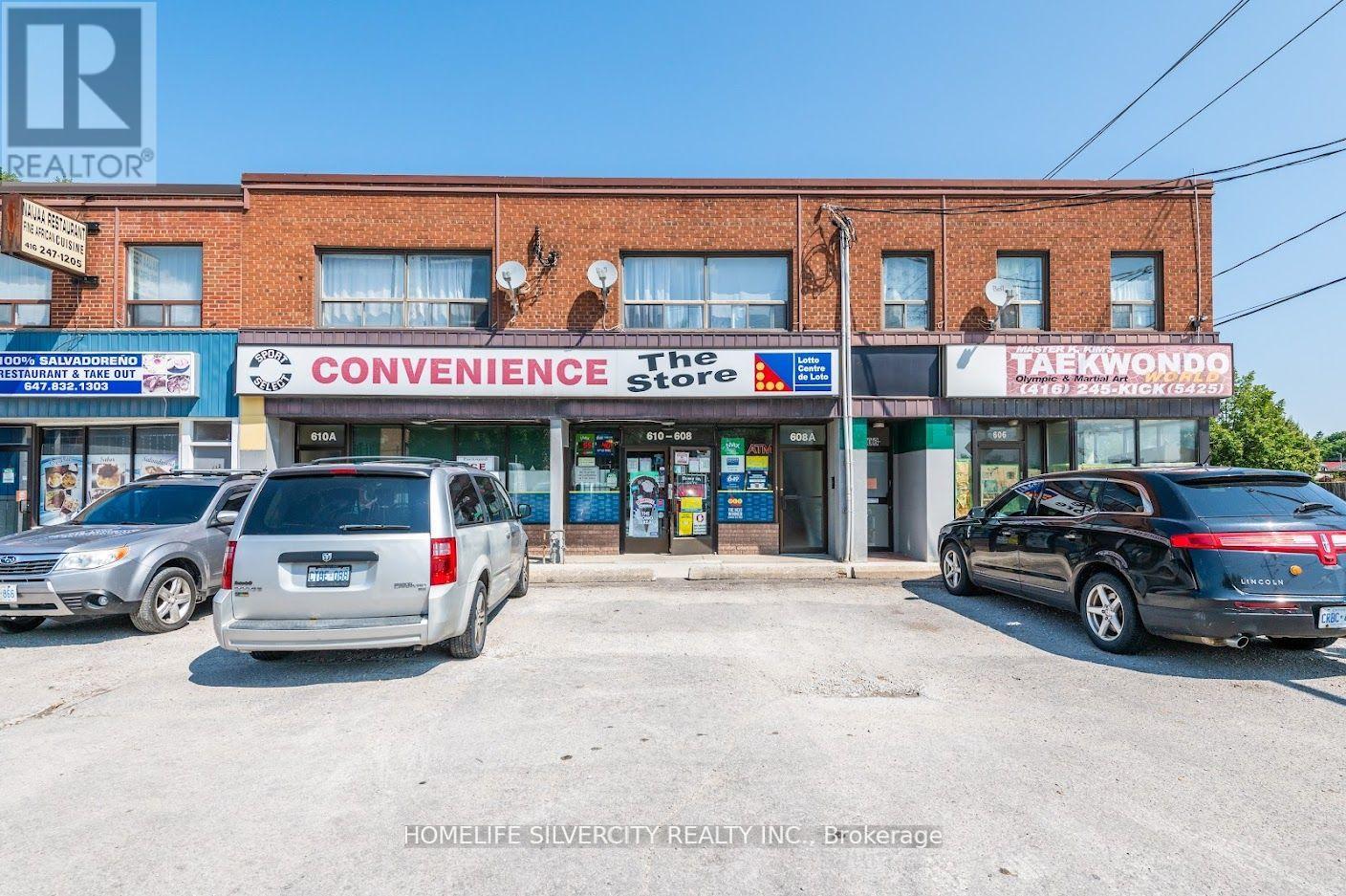 4 Brookhaven Drive, Toronto (Brookhaven-Amesbury), Ontario  M6M 4N7 - Photo 10 - W12404742