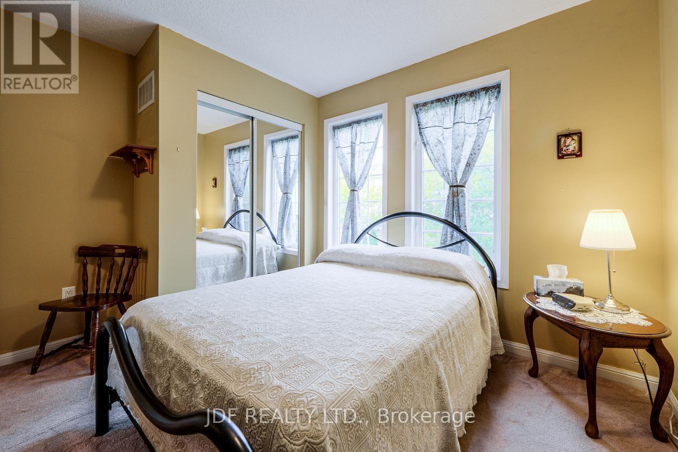 3178 Stornoway Circle, Oakville, Ontario  L6M 5H7 - Photo 21 - W12404763