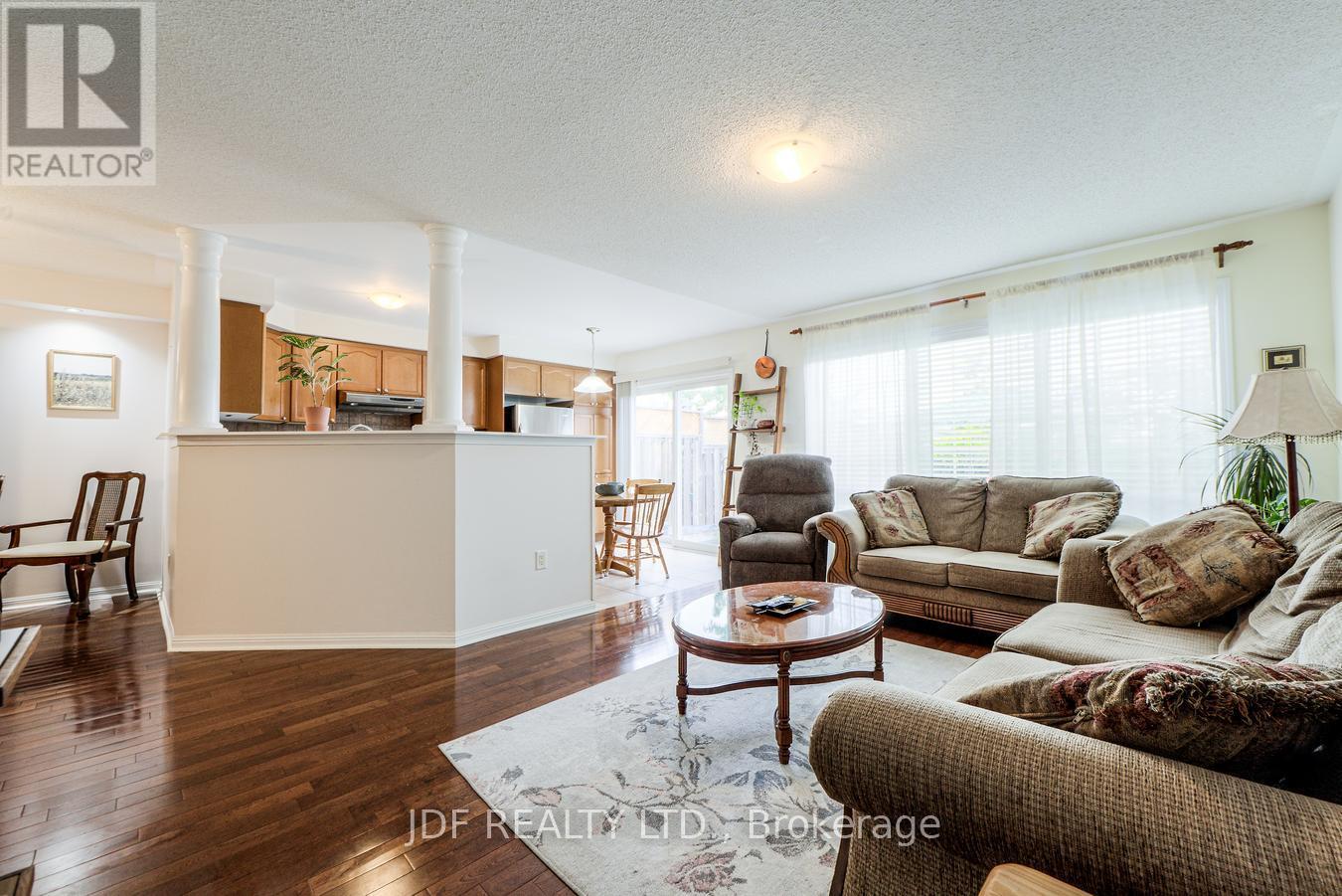 3178 Stornoway Circle, Oakville, Ontario  L6M 5H7 - Photo 9 - W12404763