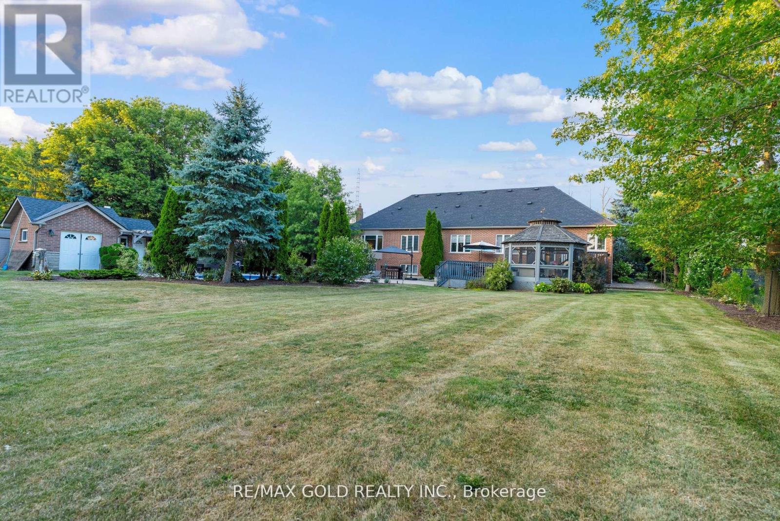 12572 Heritage Road, Caledon, Ontario  L7C 1T3 - Photo 37 - W12404784