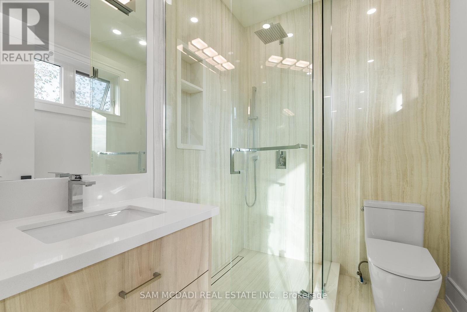1509 Pembroke Drive, Oakville (Cp College Park), Ontario  L6H 1V6 - Photo 33 - W12404802