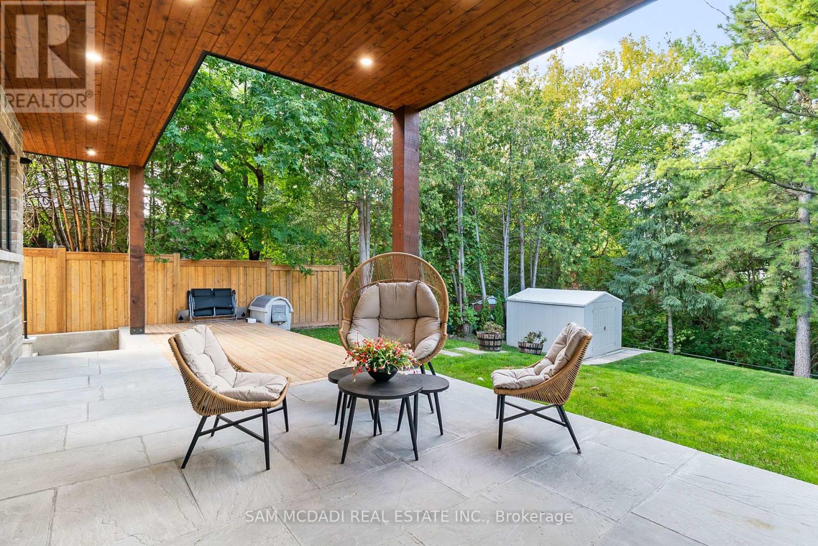 1509 Pembroke Drive, Oakville (Cp College Park), Ontario  L6H 1V6 - Photo 46 - W12404802
