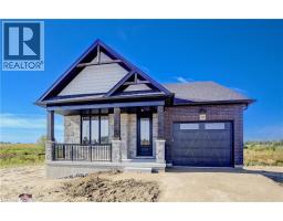 117 THACKERAY WAY, Harriston, Ontario