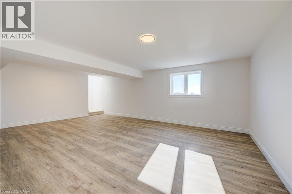 117 Thackeray Way, Harriston, Ontario  N0G 1Z0 - Photo 34 - 40716813