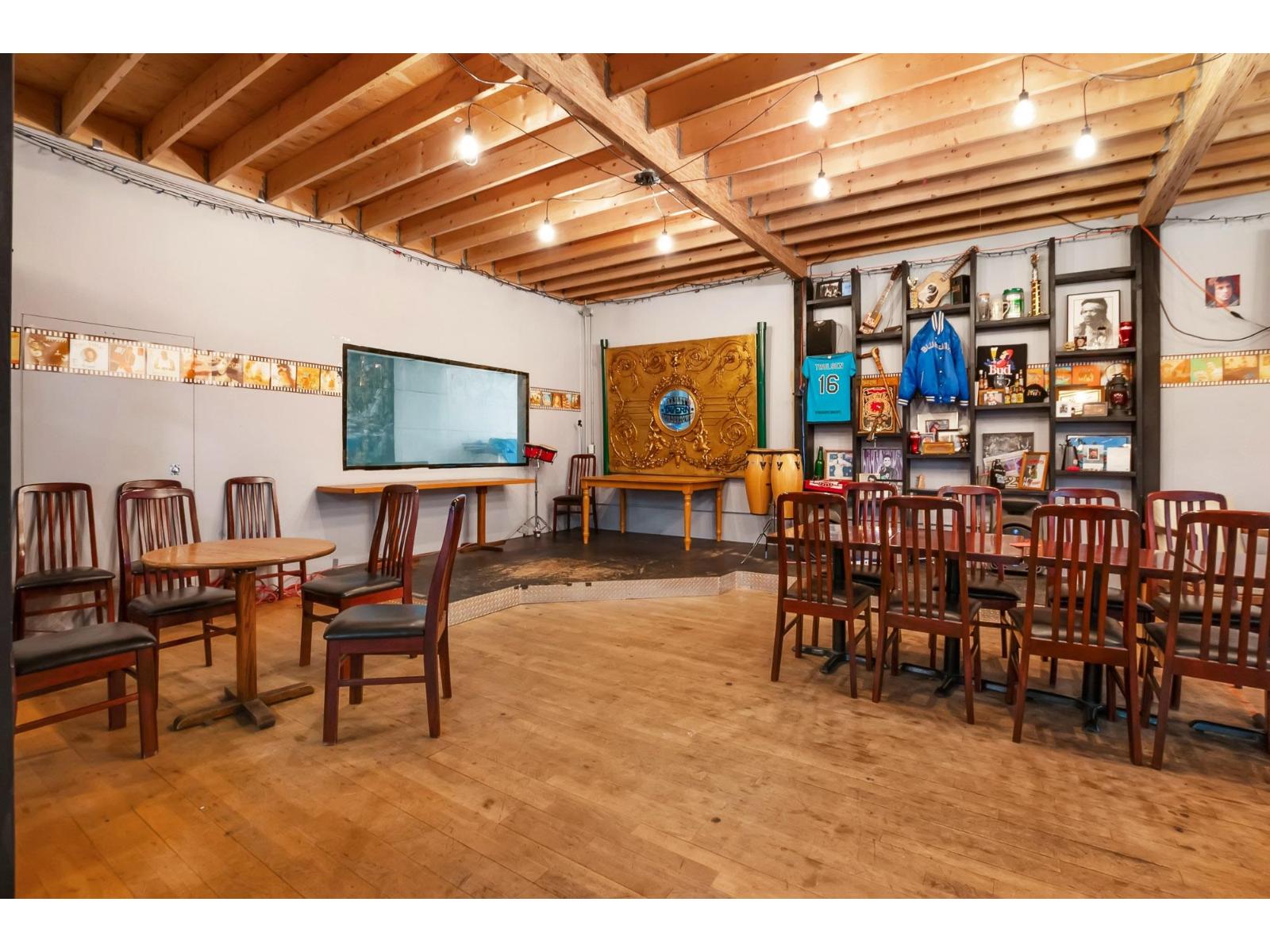 584 Wallace Street, Hope, Hope, British Columbia  V0X 1L0 - Photo 13 - C8072179