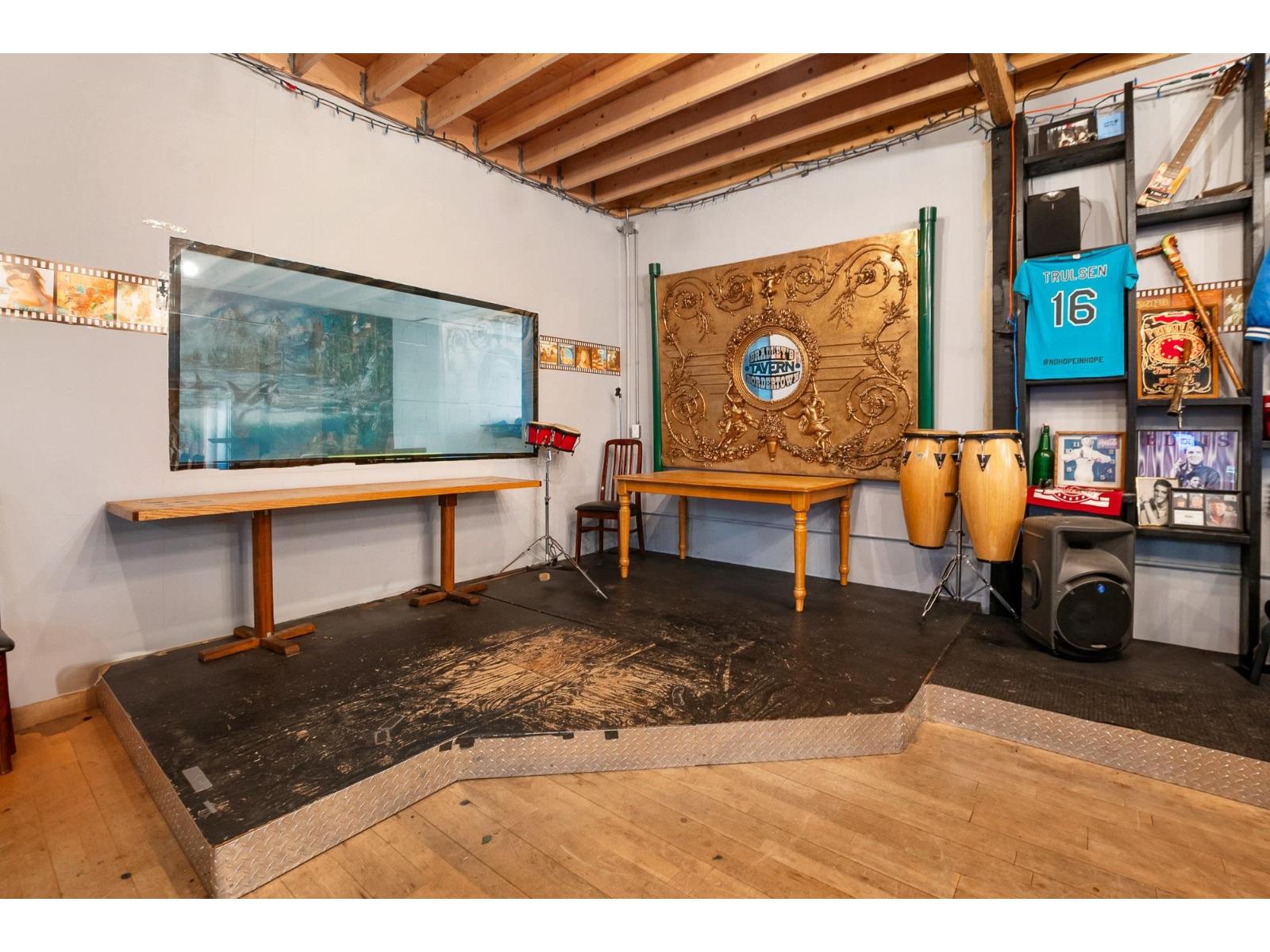 584 Wallace Street, Hope, Hope, British Columbia  V0X 1L0 - Photo 14 - C8072179