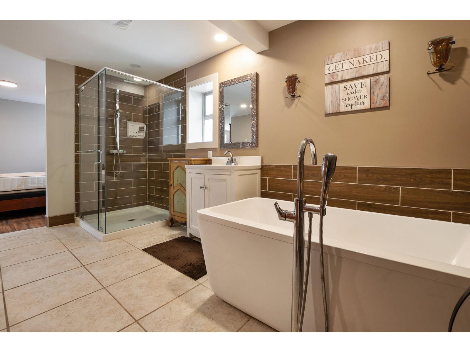 584 Wallace Street, Hope, Hope, British Columbia  V0X 1L0 - Photo 38 - C8072179