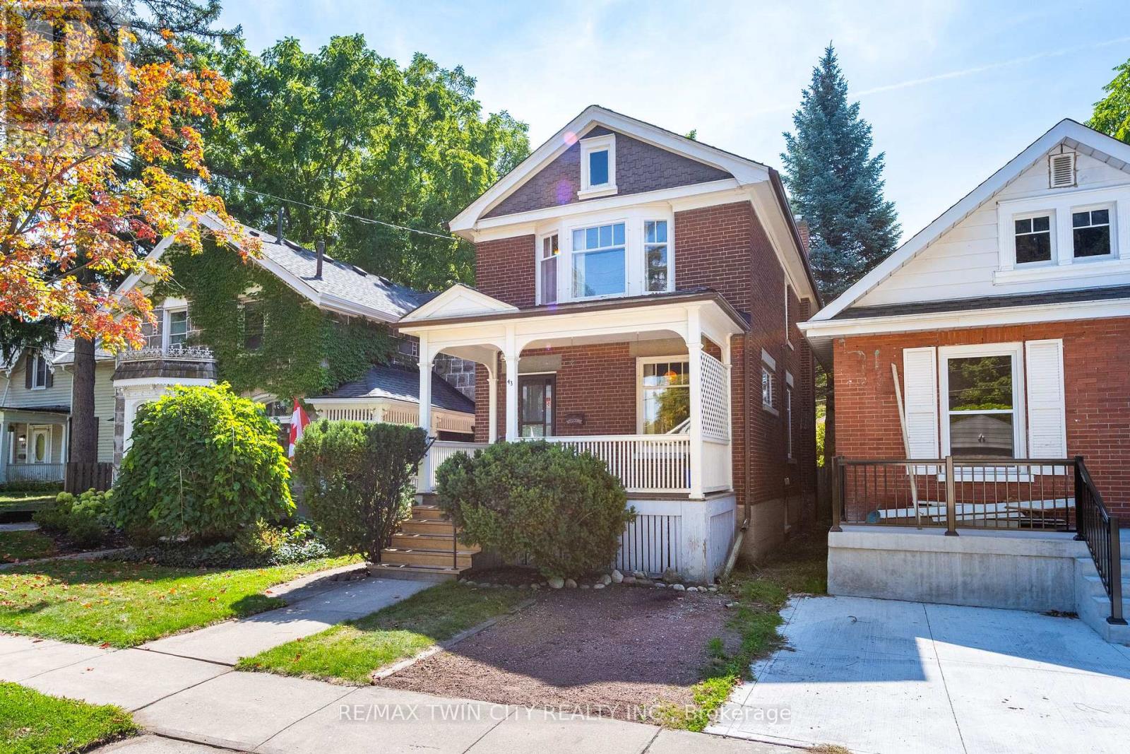 Property at 43 MCNAUGHTON STREET image 1