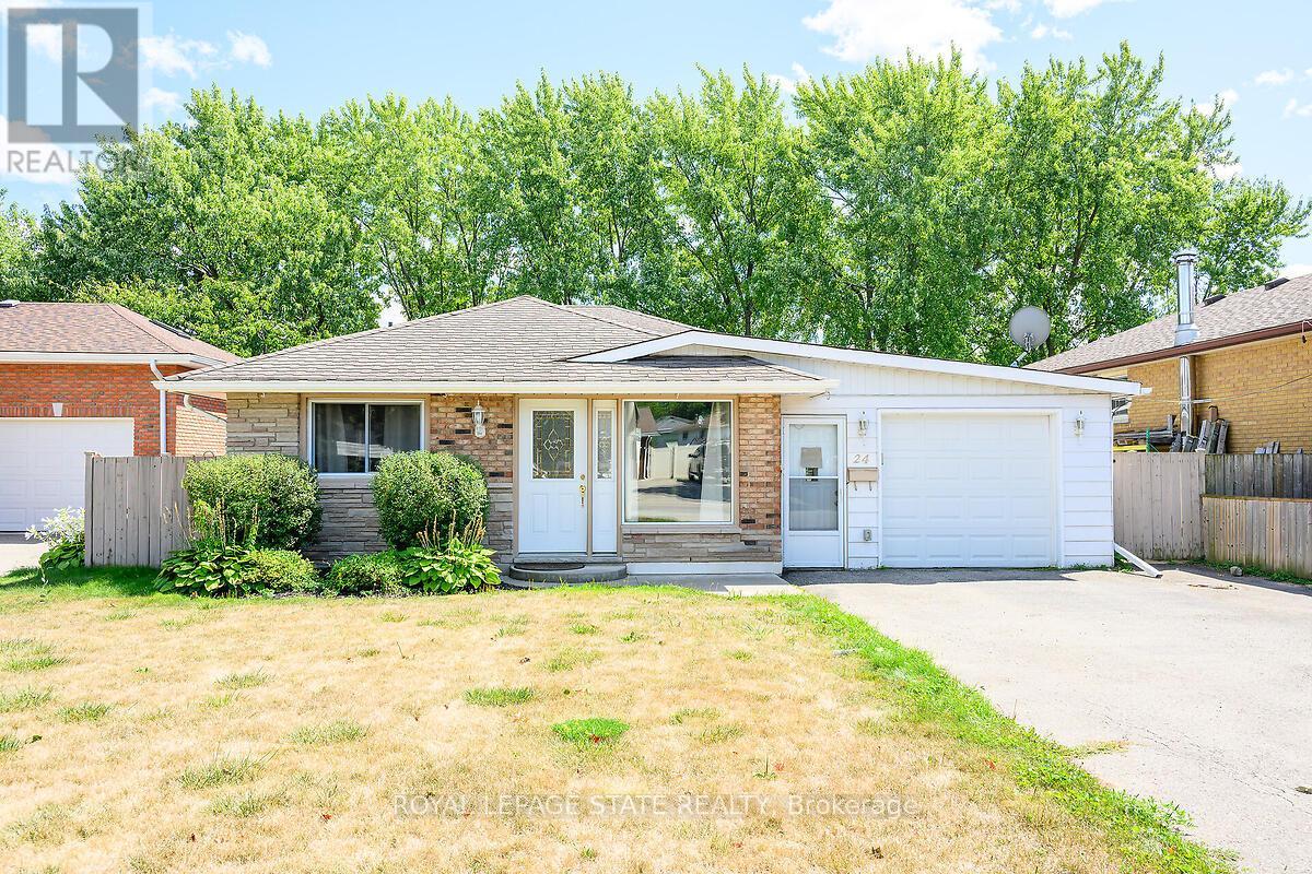 24 Oxford Street, Brantford, Ontario  N3R 5C6 - Photo 1 - X12404782