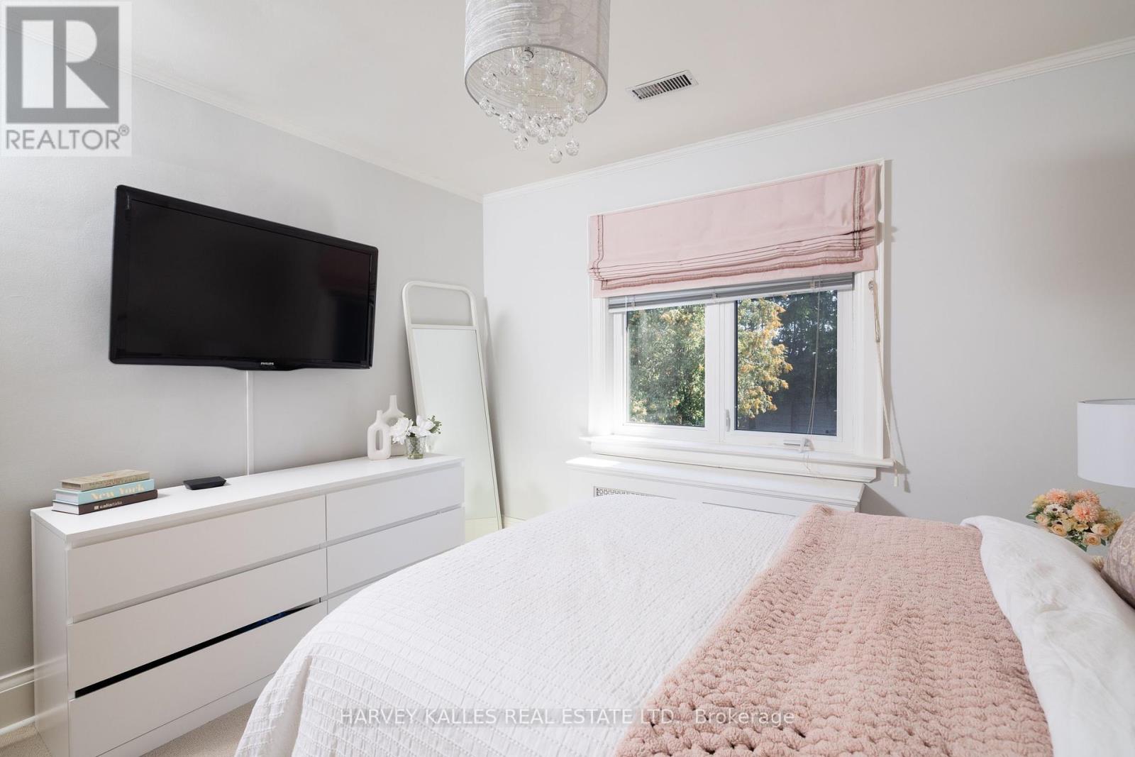 115 Wembley Road, Toronto (Forest Hill North), Ontario  M6C 2G5 - Photo 24 - C12404815