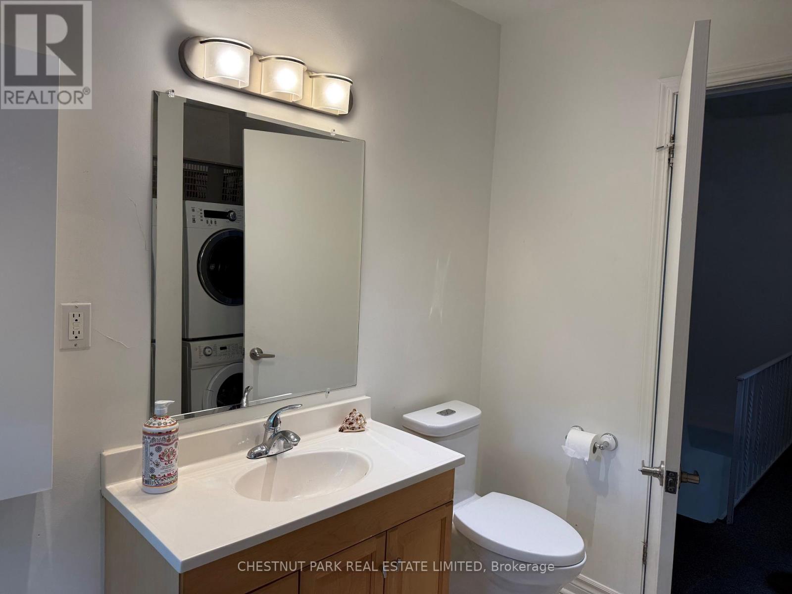 23 Bishop Street, Toronto, Ontario  M5R 1N3 - Photo 13 - C12404828