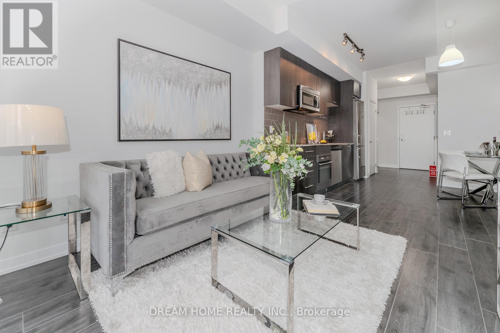 301 - 18 Rean Drive, Toronto, Ontario  M2K 0C7 - Photo 3 - C12404857