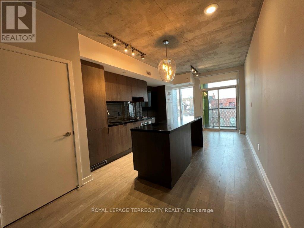 308 - 109 Ossington Avenue, Toronto, Ontario  M6J 0G1 - Photo 5 - C12404863