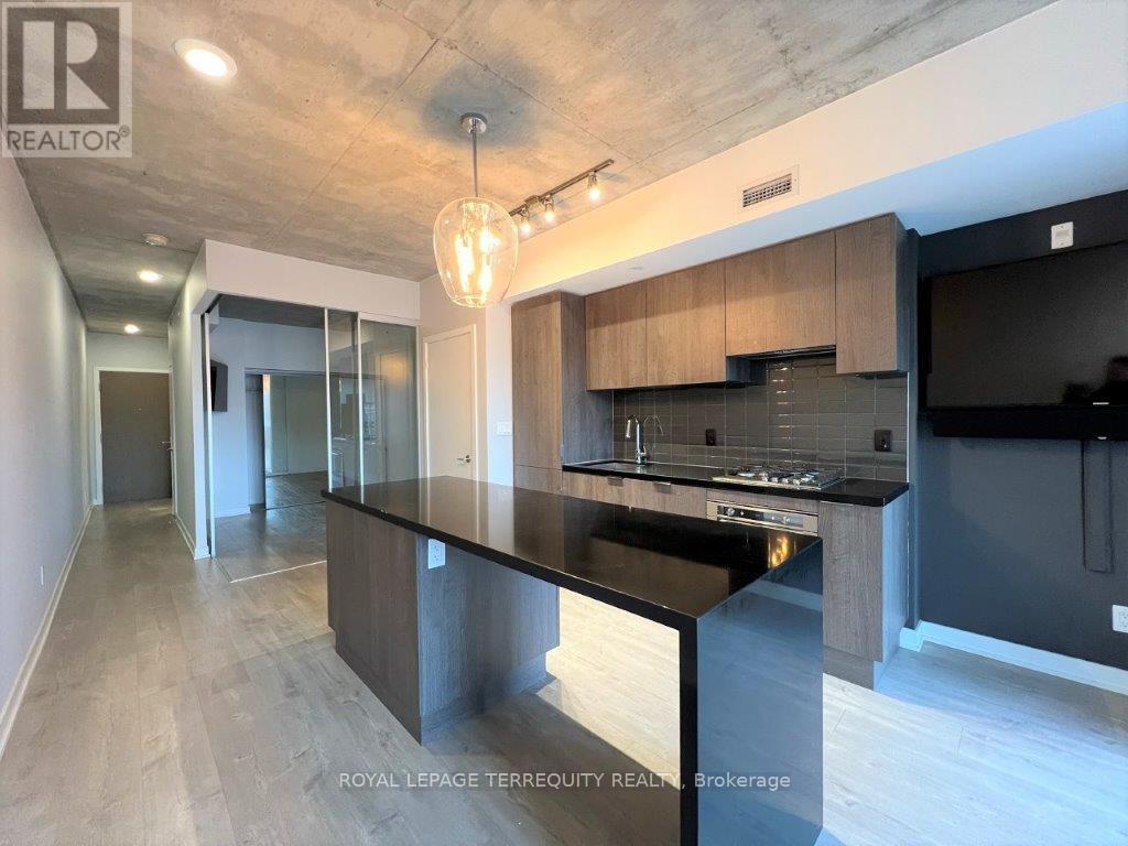 308 - 109 Ossington Avenue, Toronto, Ontario  M6J 0G1 - Photo 7 - C12404863