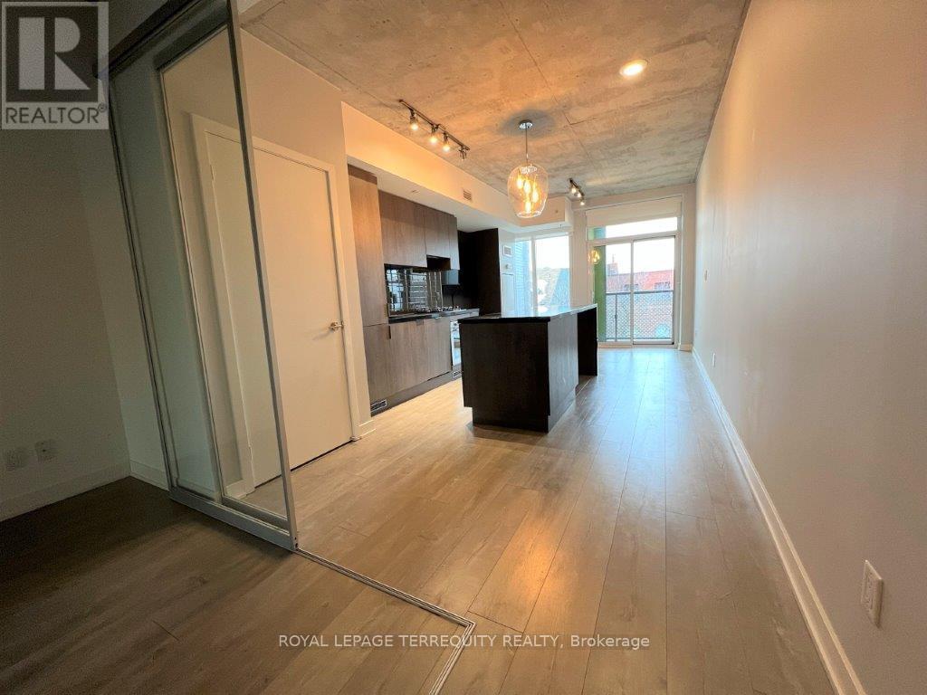 308 - 109 Ossington Avenue, Toronto, Ontario  M6J 0G1 - Photo 8 - C12404863