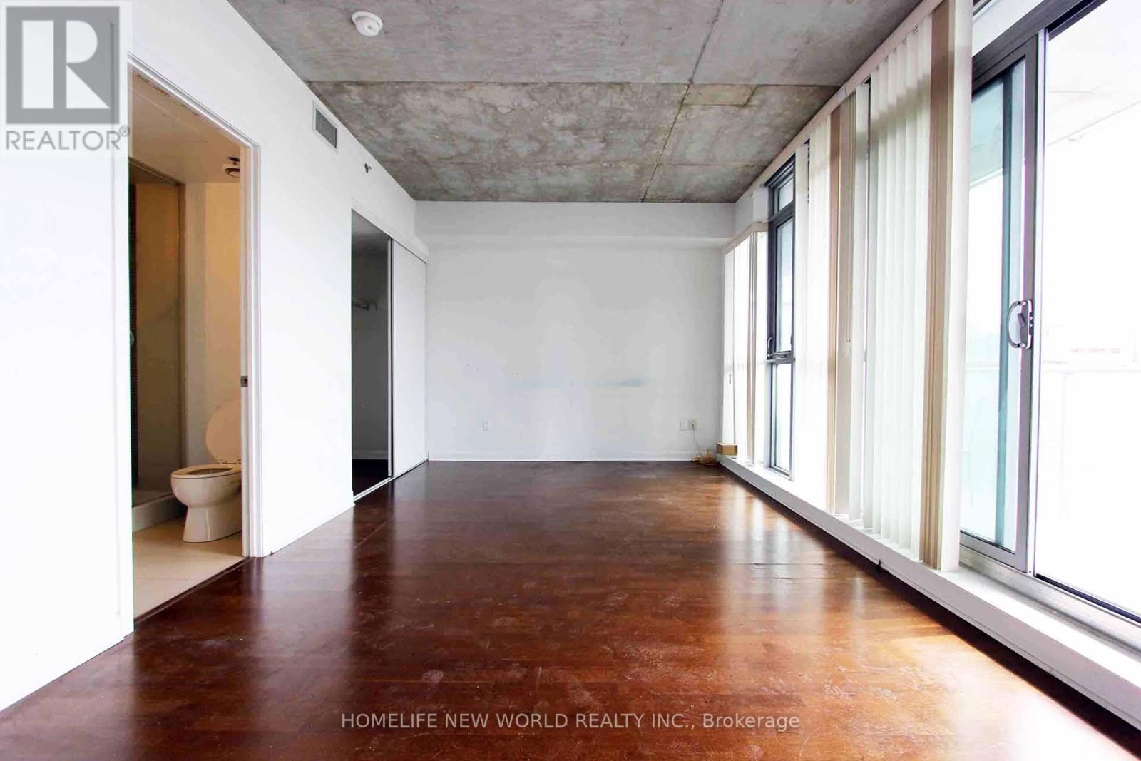 2401 - 375 King Street W, Toronto, Ontario  M5V 1K1 - Photo 4 - C12404923