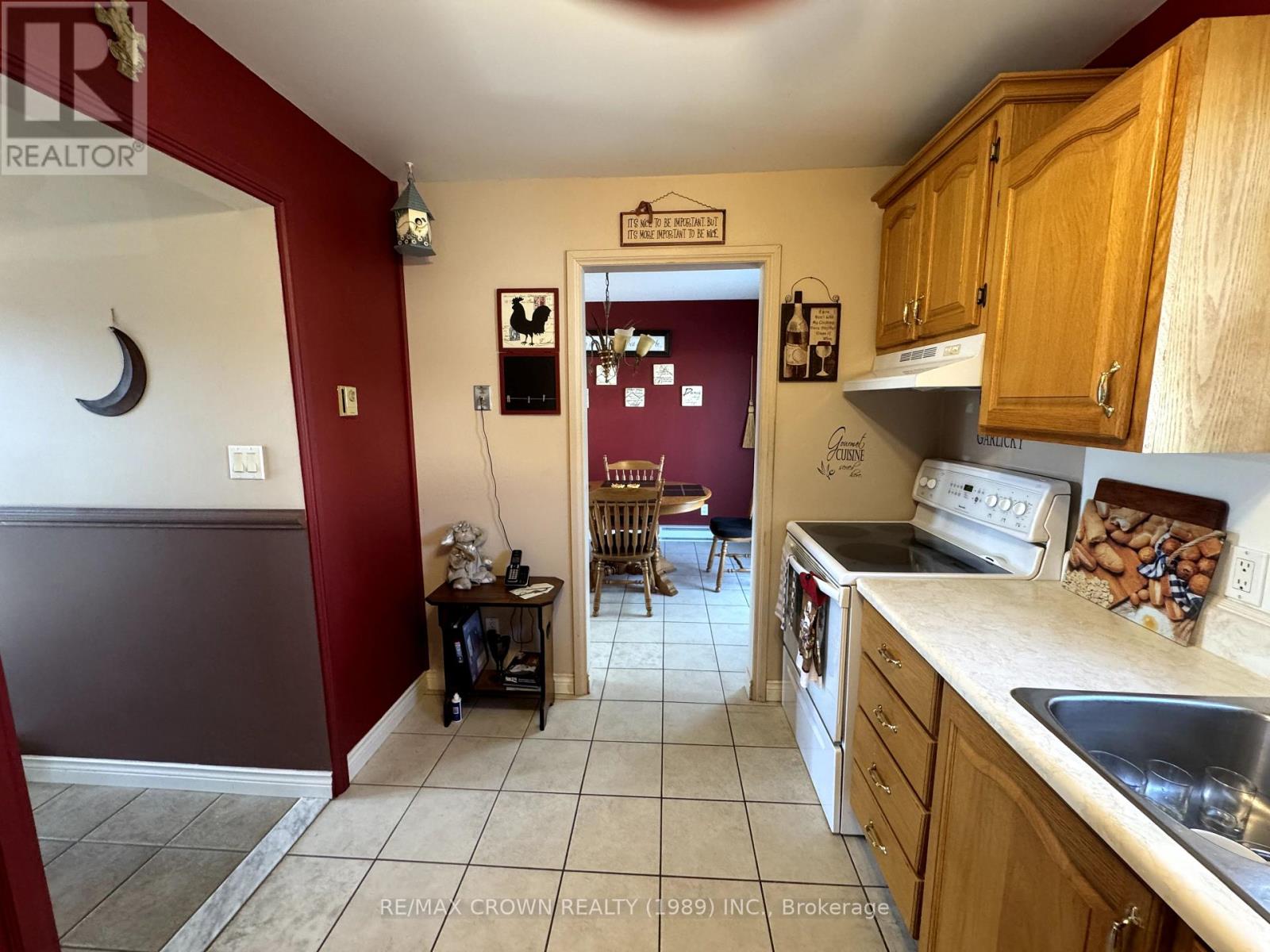 12 Cypress Court, North Bay (College Heights), Ontario  P1B 9G9 - Photo 21 - X12403753