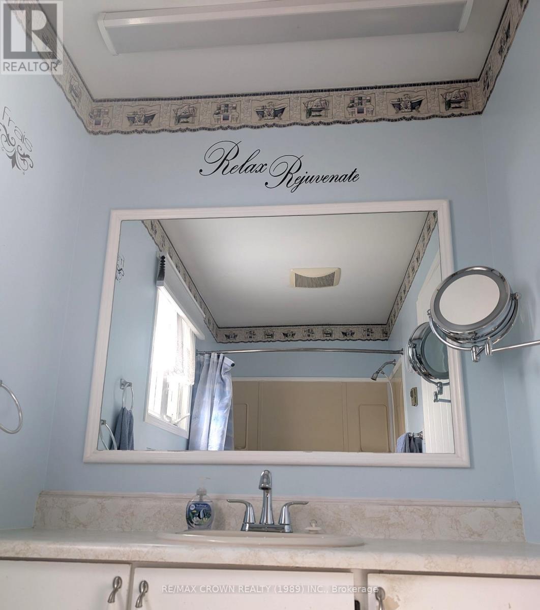 12 Cypress Court, North Bay (College Heights), Ontario  P1B 9G9 - Photo 33 - X12403753