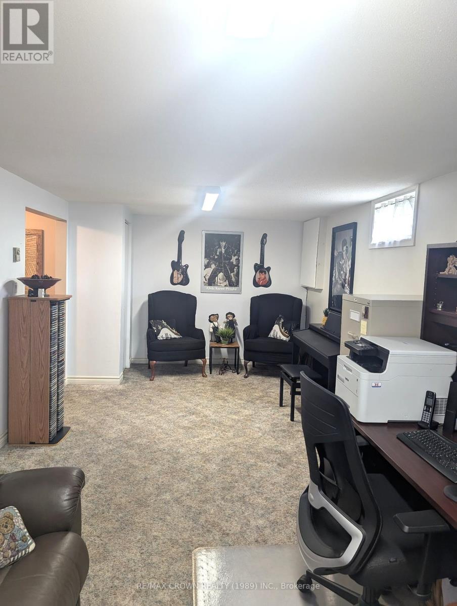 12 Cypress Court, North Bay (College Heights), Ontario  P1B 9G9 - Photo 44 - X12403753