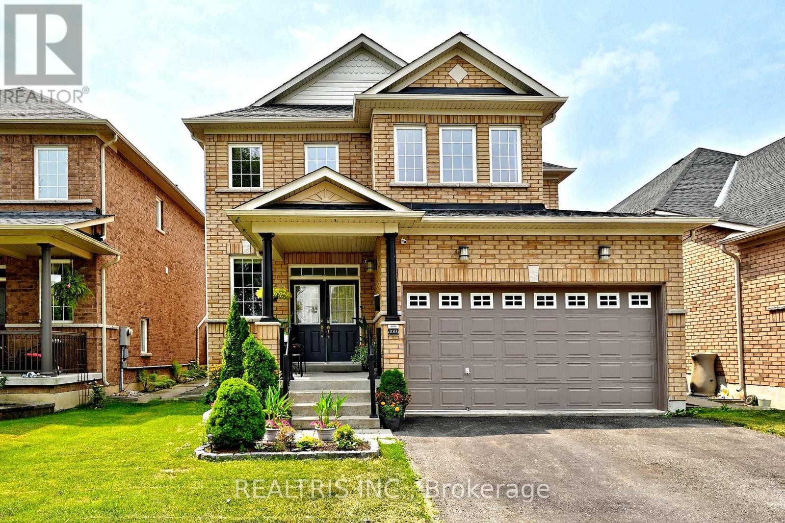 10B HUNT STREET, Clarington, Ontario