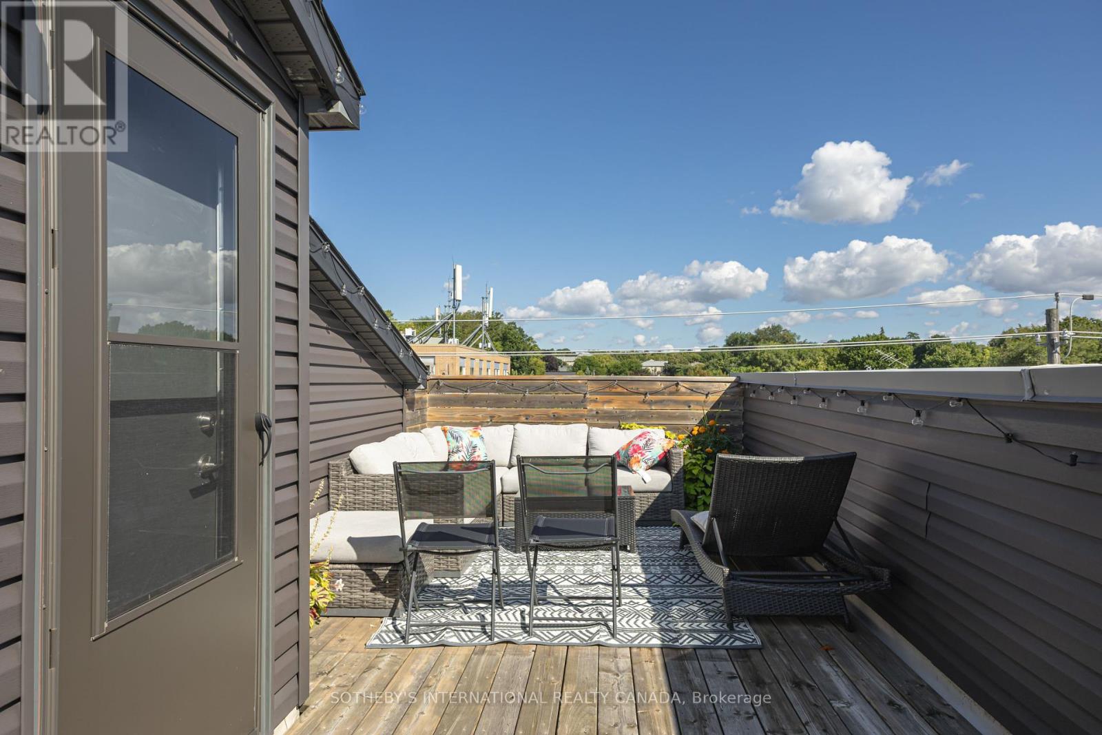 4 - 1331 Gerrard Street, Toronto, Ontario  M4L 1Y8 - Photo 13 - E12404873