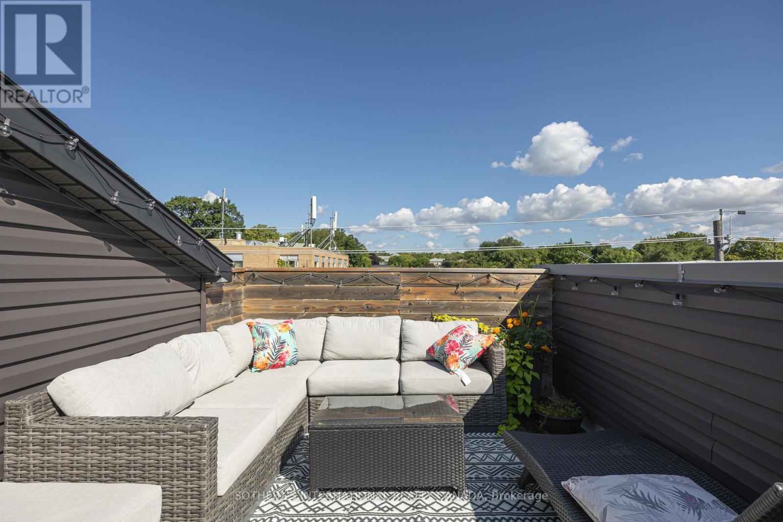 4 - 1331 Gerrard Street, Toronto, Ontario  M4L 1Y8 - Photo 14 - E12404873