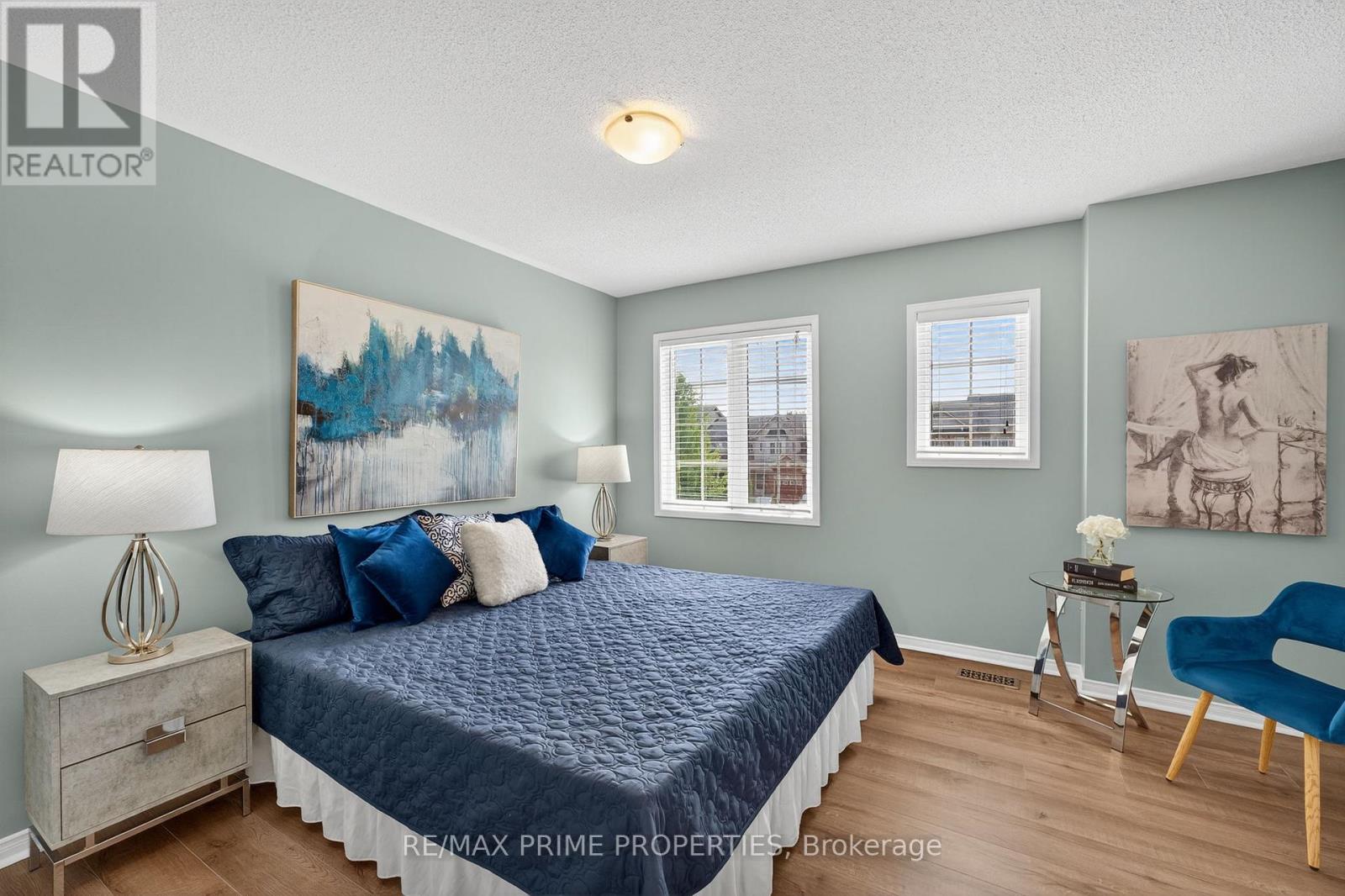 63 Lilly Mckeowan Crescent, East Gwillimbury (Mt Albert), Ontario  L0G 1M0 - Photo 15 - N12404853