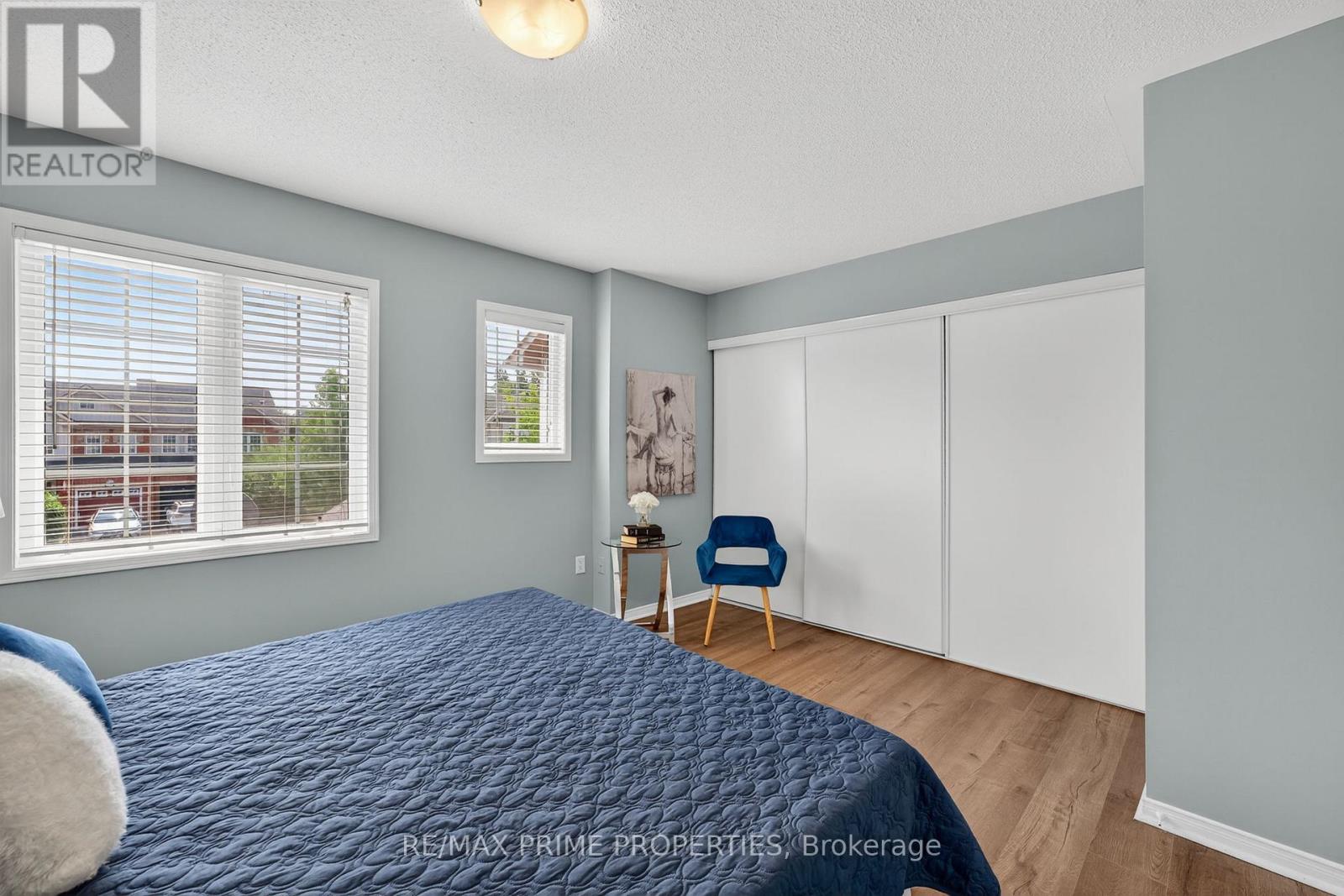 63 Lilly Mckeowan Crescent, East Gwillimbury (Mt Albert), Ontario  L0G 1M0 - Photo 17 - N12404853