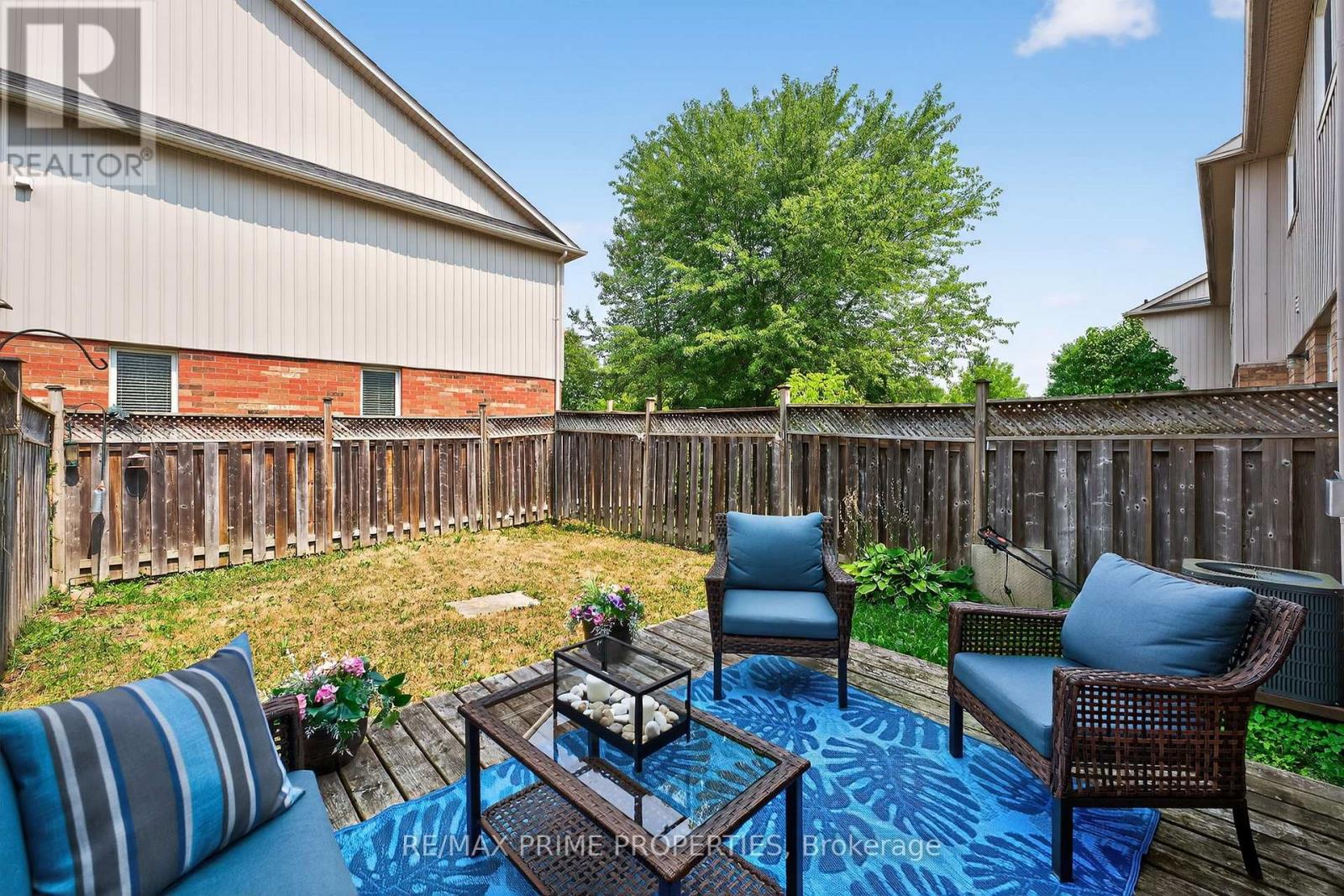 63 Lilly Mckeowan Crescent, East Gwillimbury (Mt Albert), Ontario  L0G 1M0 - Photo 22 - N12404853