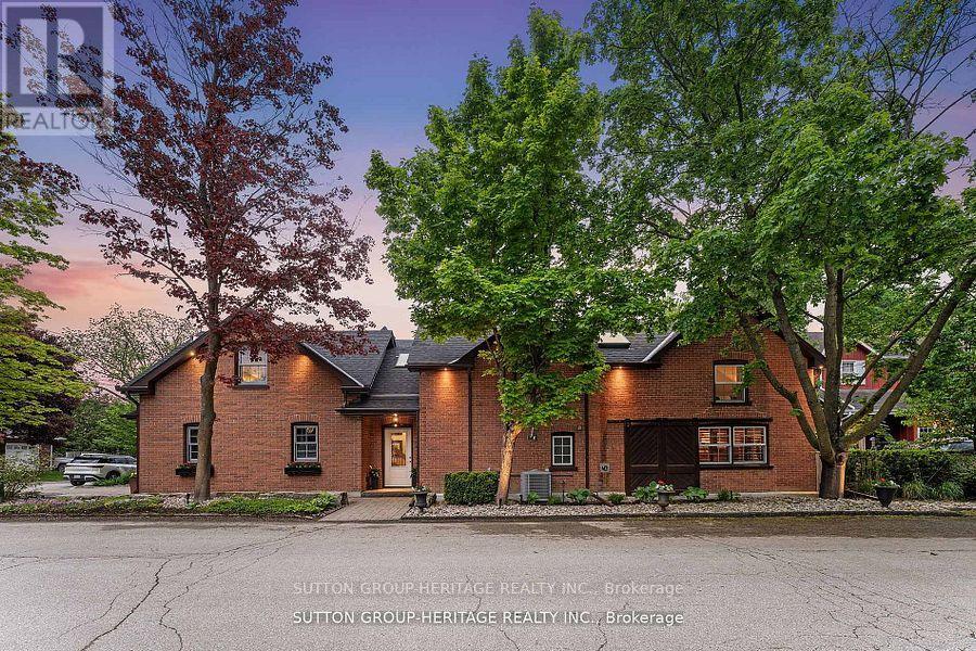 16 William Street, Whitchurch-Stouffville, Ontario  L4A 1B9 - Photo 1 - N12404946