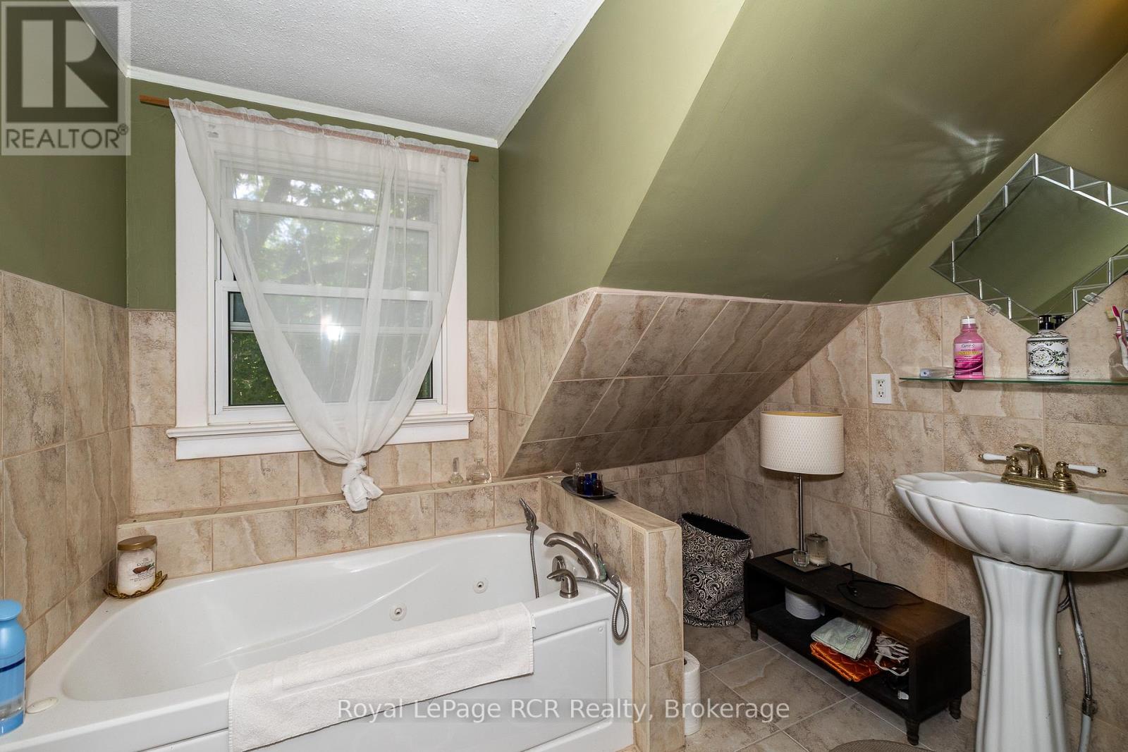 716612 West Back Line, Chatsworth, Ontario  N0H 1R0 - Photo 37 - X12404966