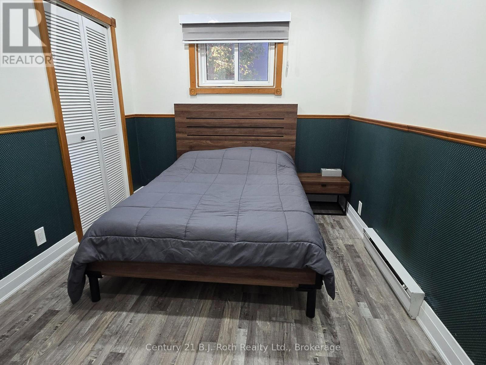 375 Santas Village Road, Bracebridge (Monck (Bracebridge)), Ontario  P1L 1W8 - Photo 15 - X12404991